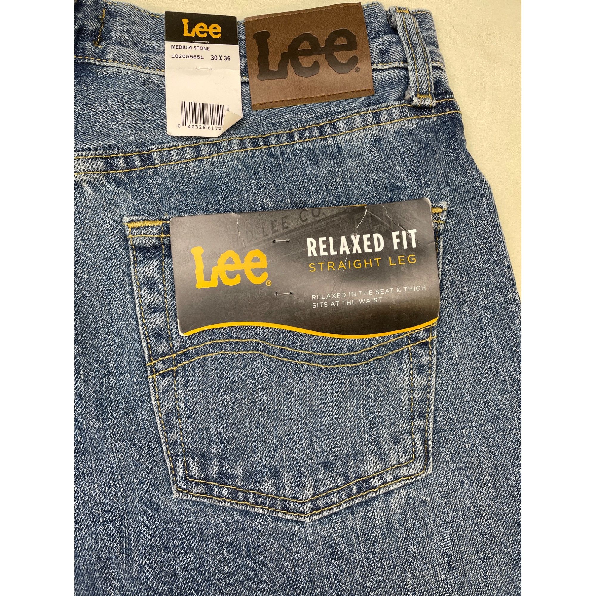 Lee Lee Men's Blue Jeans Relaxed Fit Straight Leg Size 30W X 36I Size US 30 / EU 46 - 3 Thumbnail