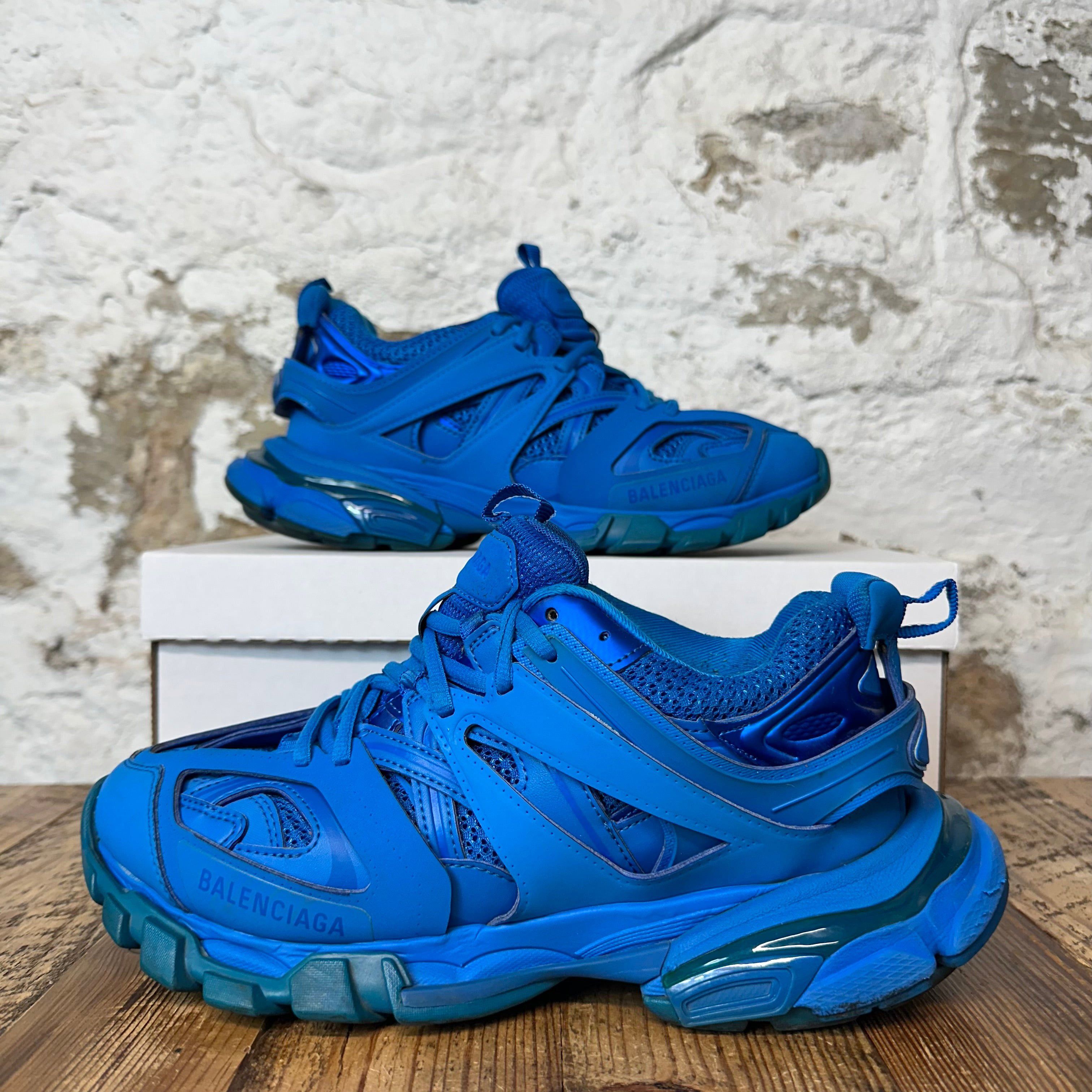 Balenciaga Balenciaga Track Runner Triple Blue Sneaker Sz 7 (40) Size US 7 / EU 40 - 1 Thumbnail