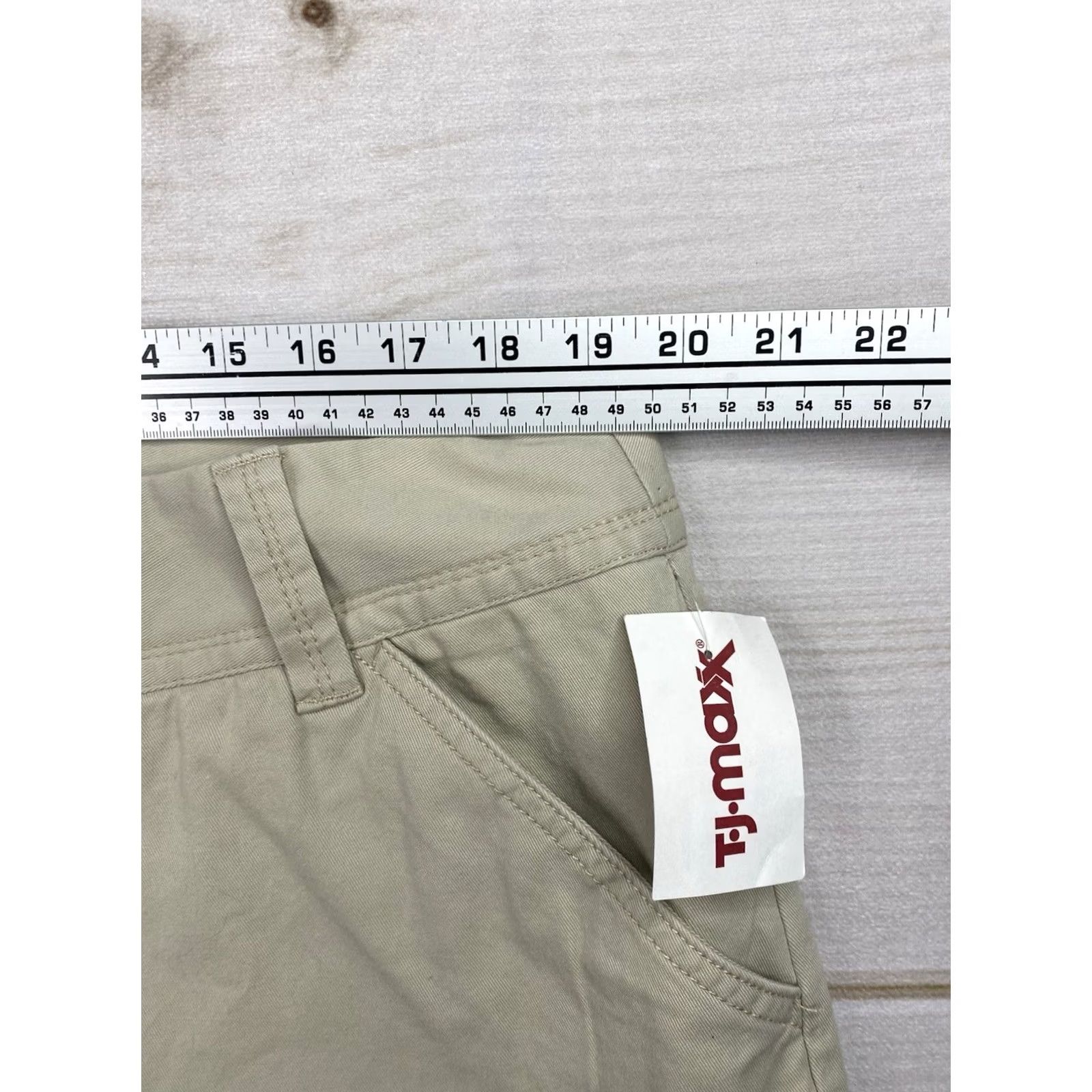 Charter Club Charter Club Capri Pants 18W Beige Classic Fit Cropped NWT Stretch Size 40" / US 18 - 4 Thumbnail
