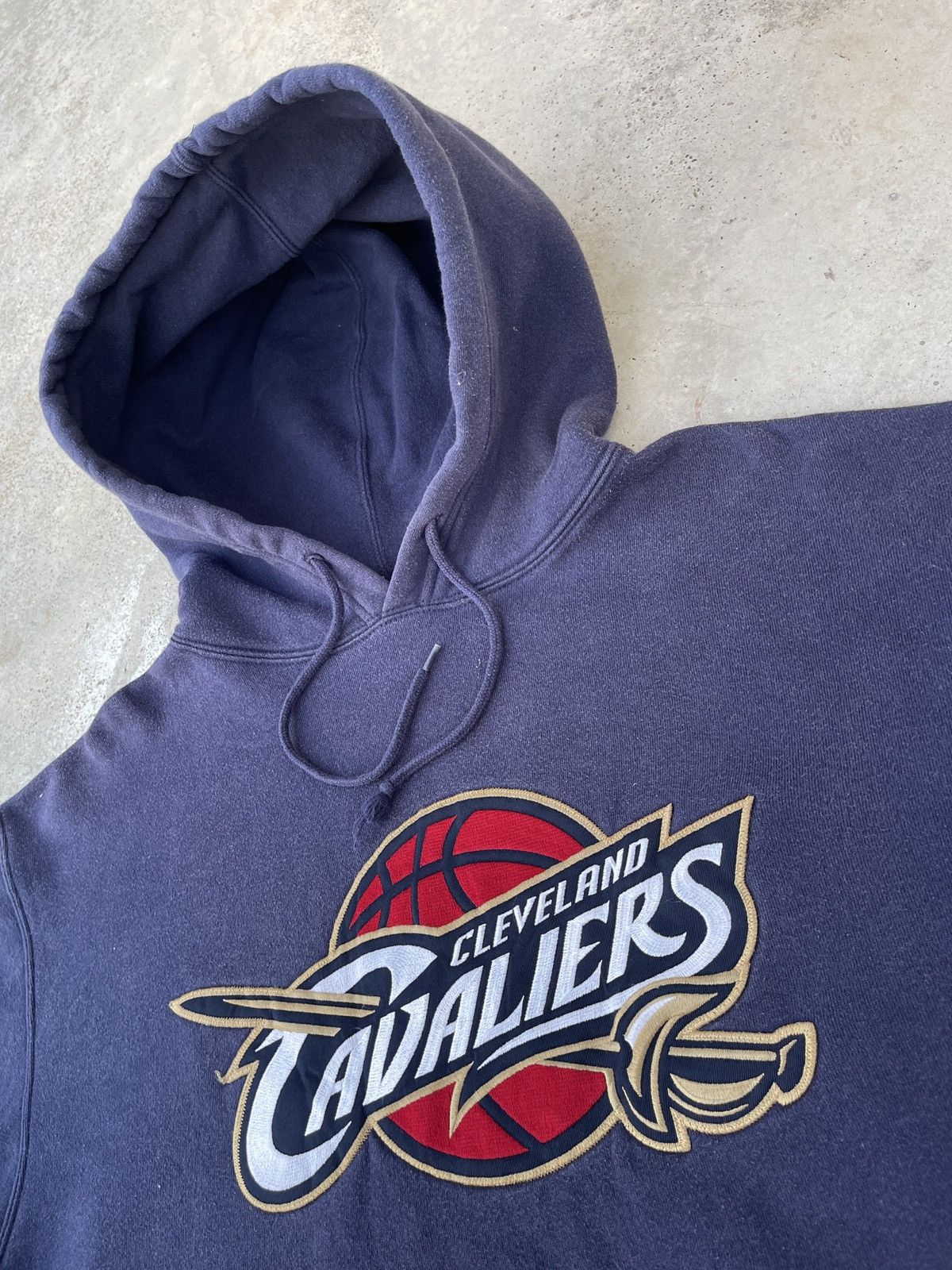 Adidas × Vintage Adidas Cleveland Cavaliers Basketball Pull Over Hoodie Size US L / EU 52-54 / 3 - 6 Thumbnail