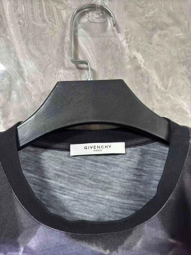 Givenchy Givenchy Rottweiler Short Sleeve Size S Size US S / EU 44-46 / 1 - 2 Thumbnail