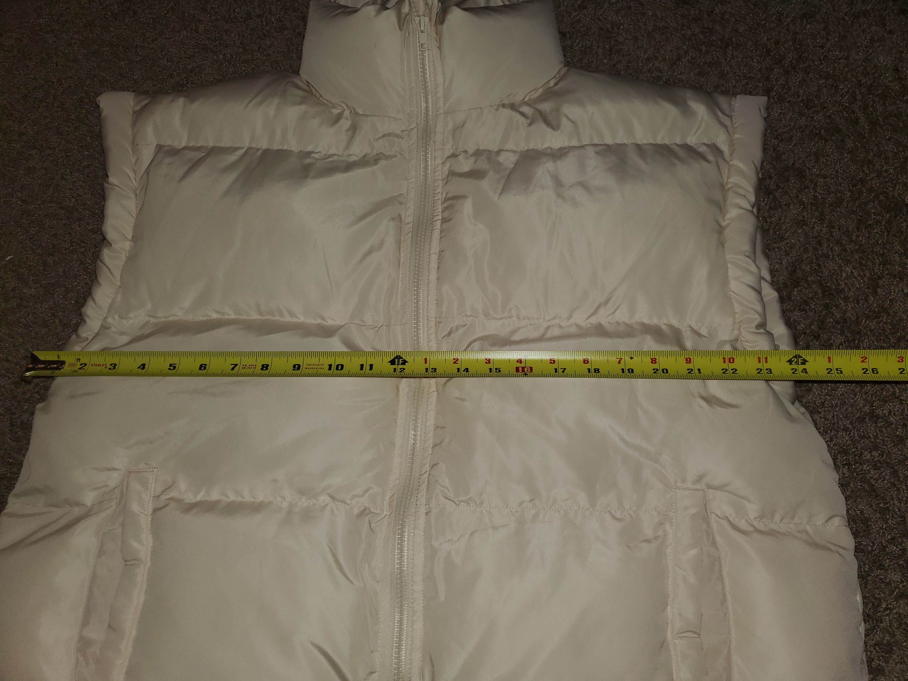 Other *NWT* Davi & Dani White Puffer Vest (size XL) Size XL / US 12-14 / IT 48-50 - 3 Thumbnail