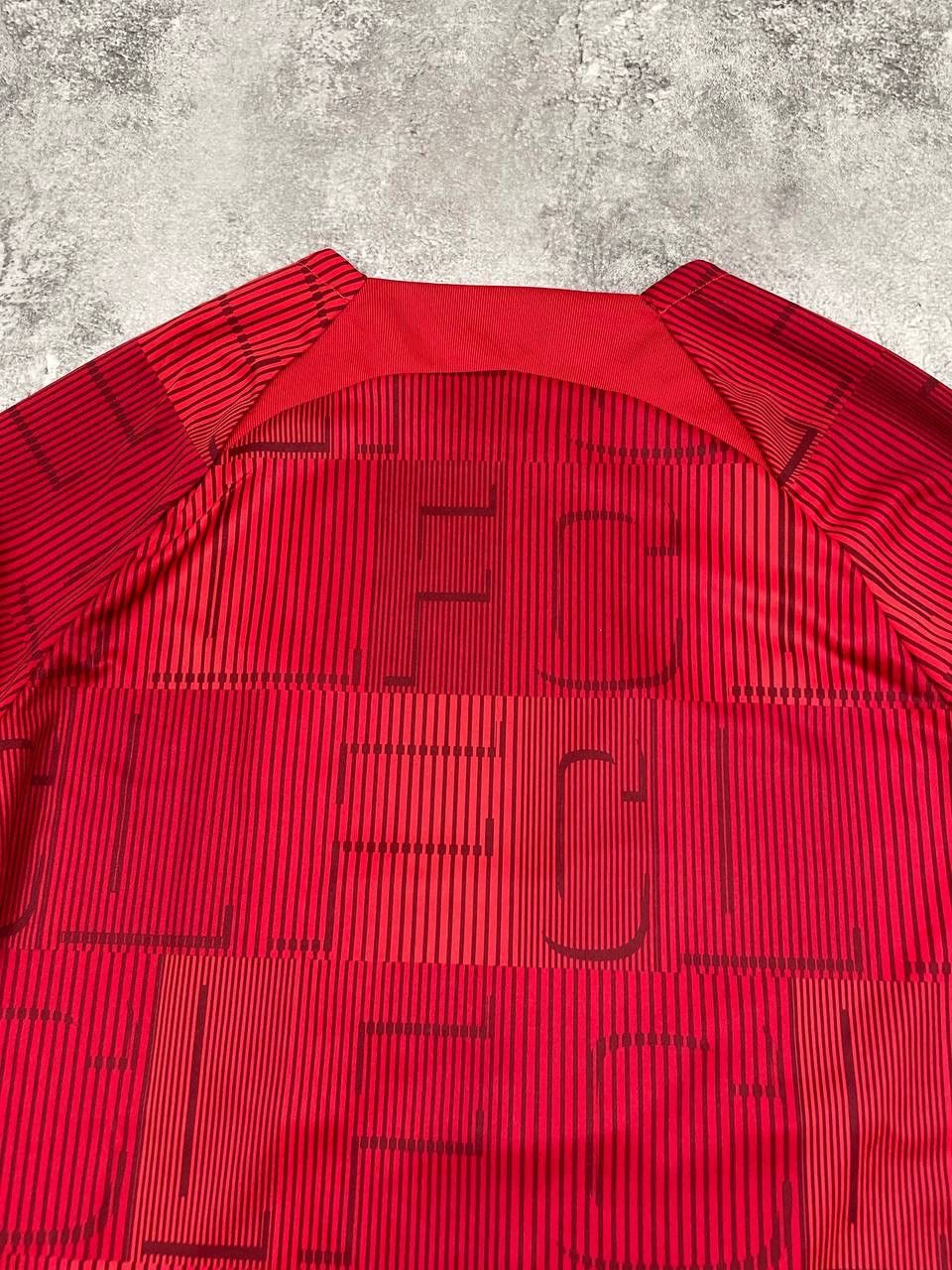 Nike Nike Men Polyester Training T-ShirtLiverpool FC 2023/24 Red Size US L / EU 52-54 / 3 - 8 Thumbnail