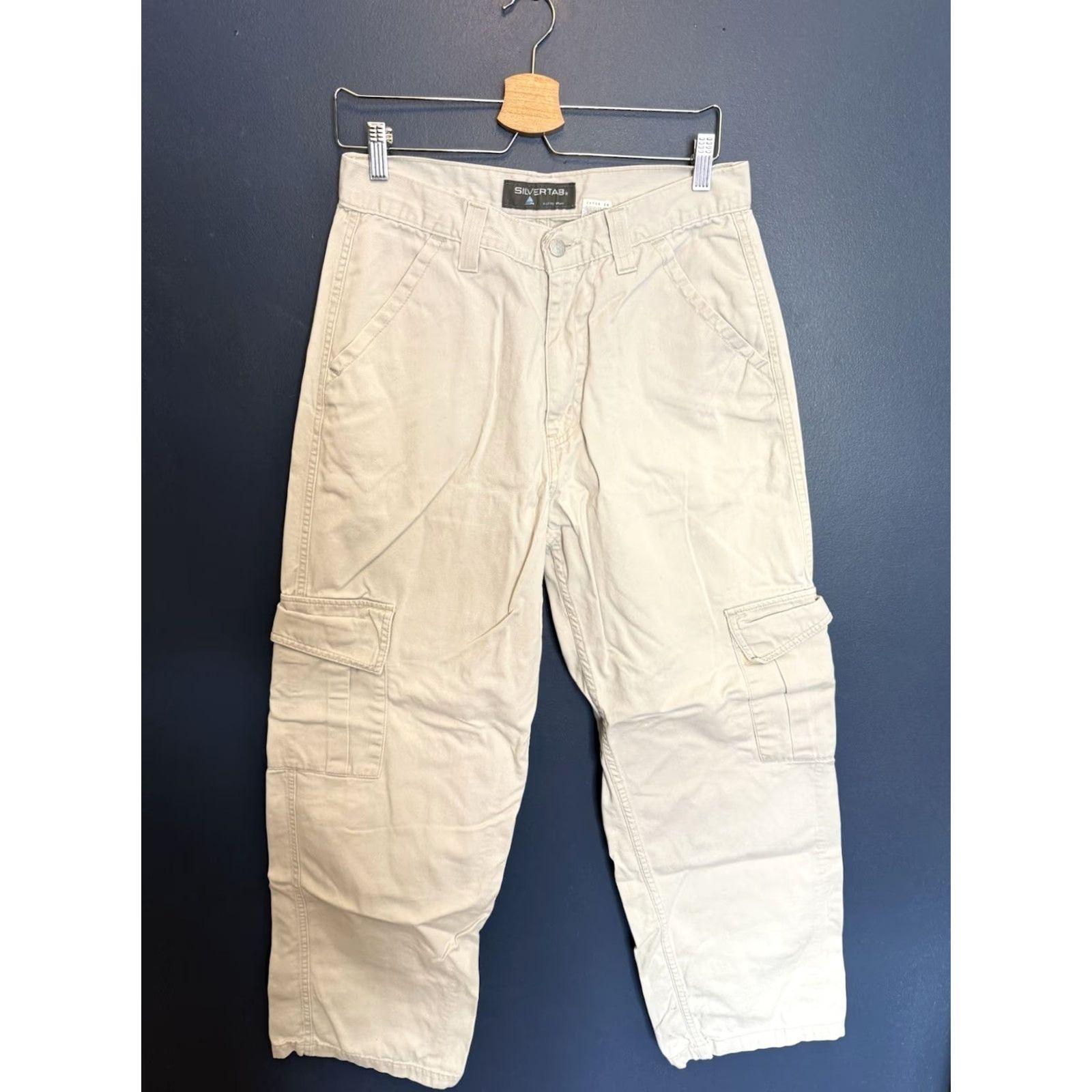 Levi's VINTAGE Levi's Silver Tab White Cotton Cargo Pants Men 32 32in Inseam 90s 8/10 Mens Size US 32 / EU 48 - 3 Thumbnail