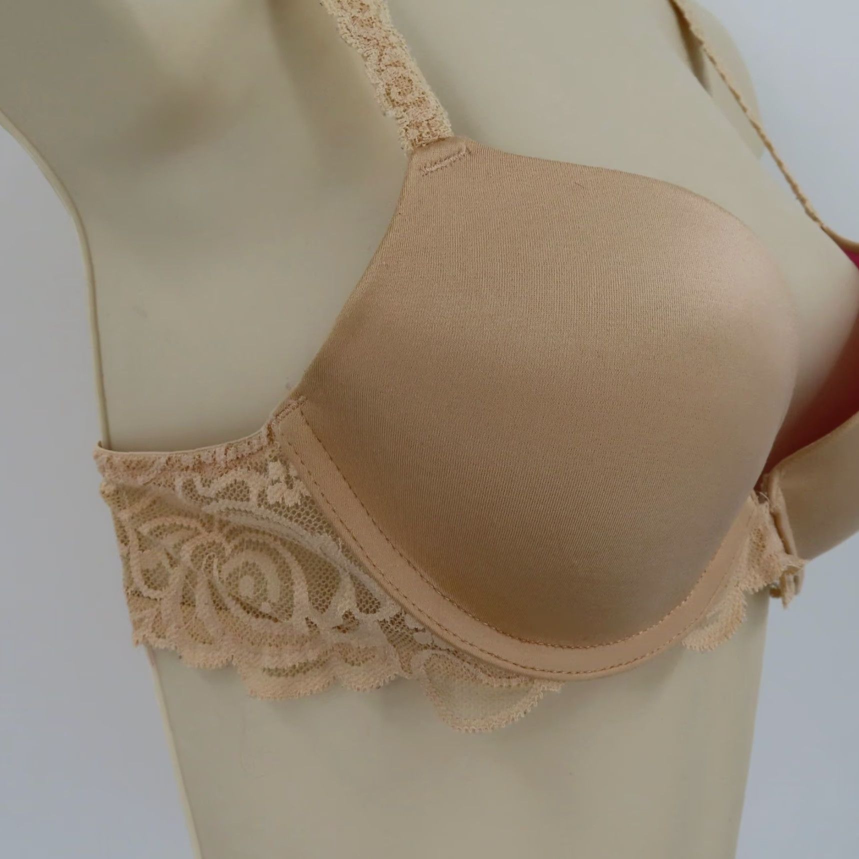 Victoria's Secret PINK Victoria's Secret 34B Push Up Bra Beige Floral Lace Underwire Padded Size ONE SIZE - 2 Thumbnail