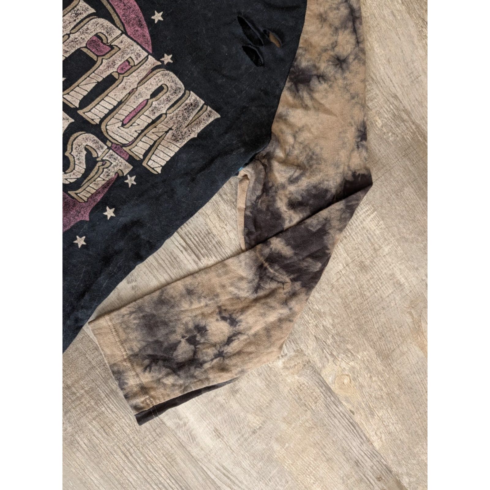 Affliction VINTAGE Affliction Shirt Motorcycle Skull Distressed Tie Dye Crew Neck Long Sleeve Womens M Black Graphic Print Pullover 90s Biker Style Size M / US 6-8 / IT 42-44 - 5 Thumbnail