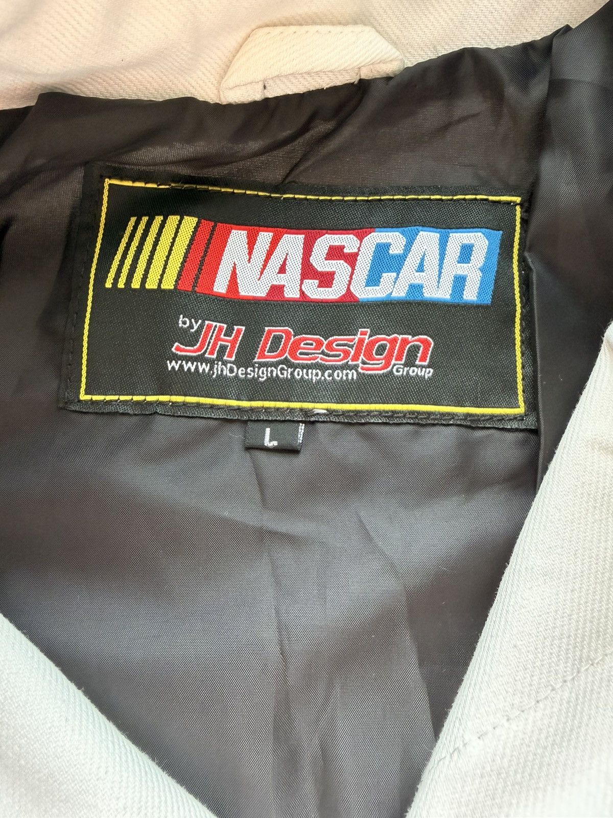 JH Design Nascar racing jacket caterpillar logos embroidered -Size L Size US L / EU 52-54 / 3 - 7 Thumbnail