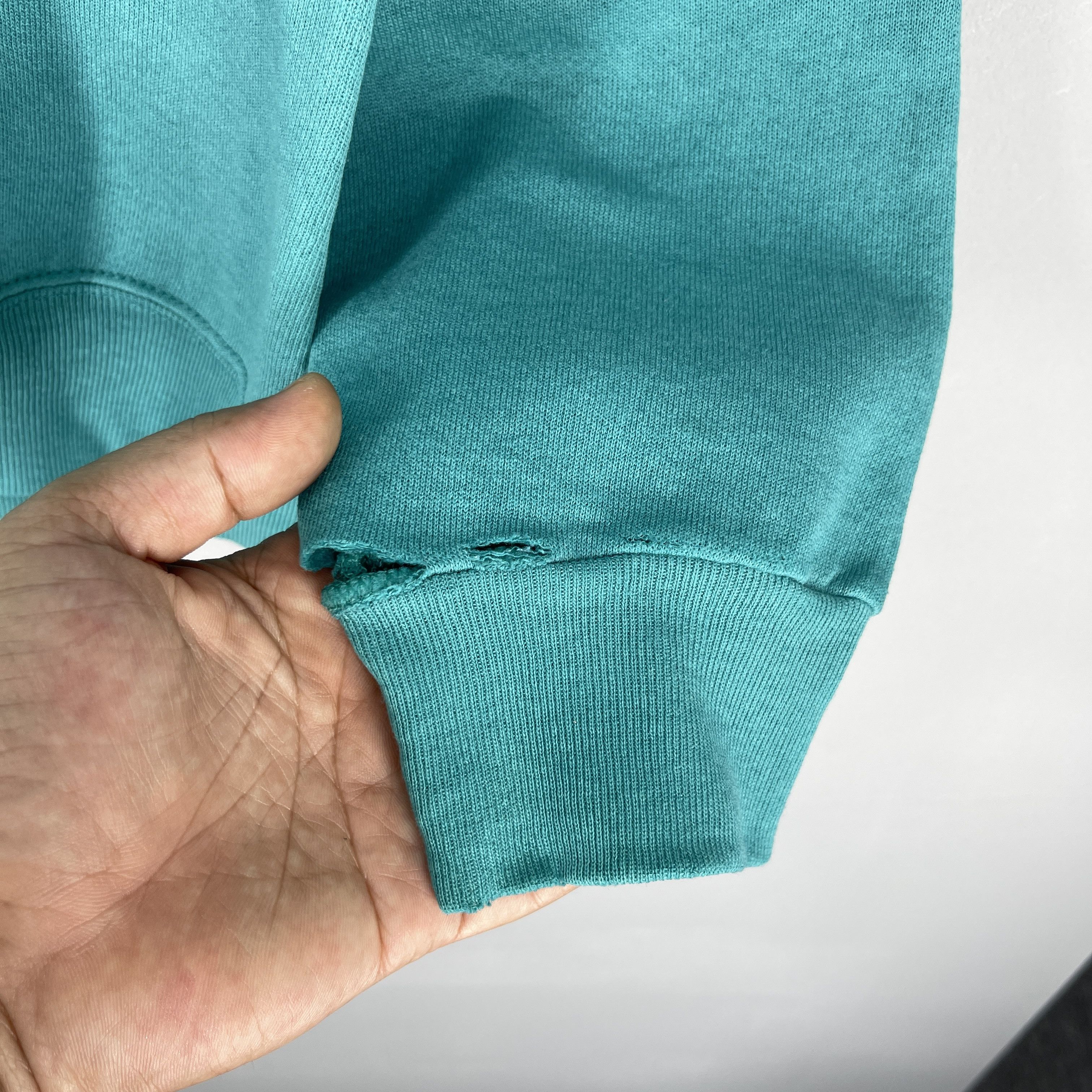 Vintage Vintage 1990s Plain Green Distressed Sweatshirt Made In Usa Size US L / EU 52-54 / 3 - 13 Thumbnail