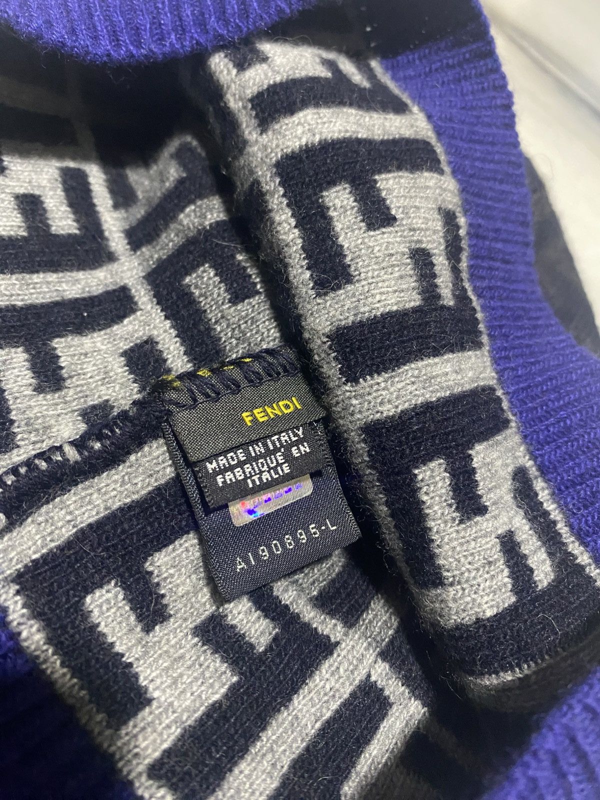 Fendi Fendi Cashmere Zucca Monogram Beanie Size ONE SIZE - 4 Thumbnail