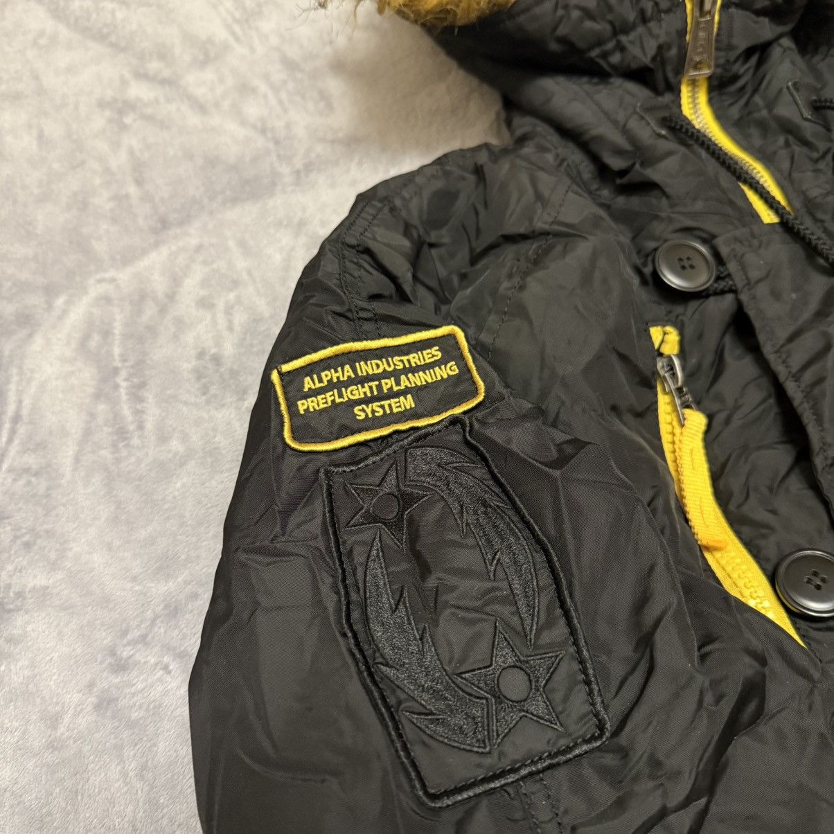 Alpha Industries Alpha Industries N2B Size US L / EU 52-54 / 3 - 3 Thumbnail