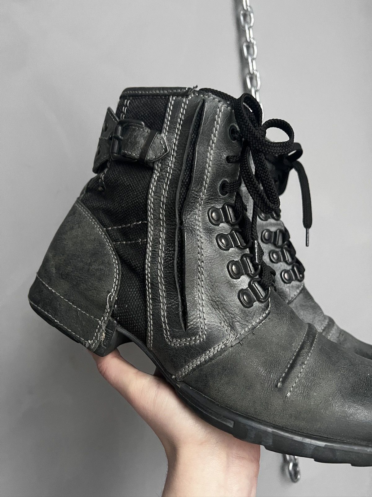 Avant garde leather ankle moto boots Replay guidi style