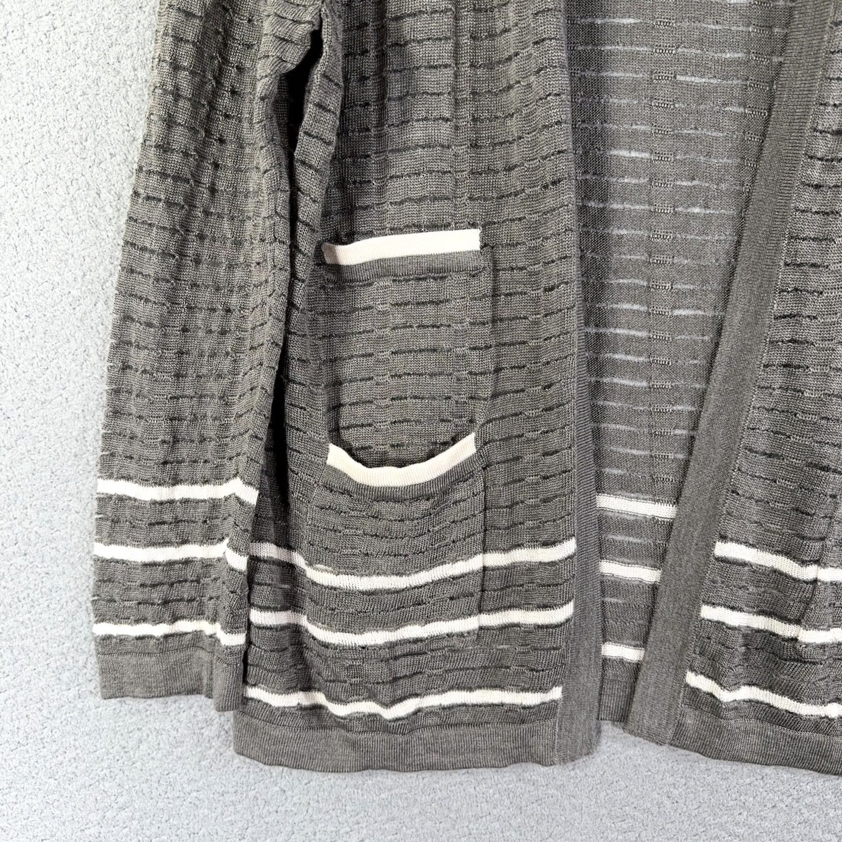 Carolina Herrera Carolina Herrera Cardigan Sweater Womens Large Gray Silk Cashmere Open Knit Crew Neck Long Sleeve Pockets Lightweight Size L / US 10 / IT 46 - 5 Thumbnail