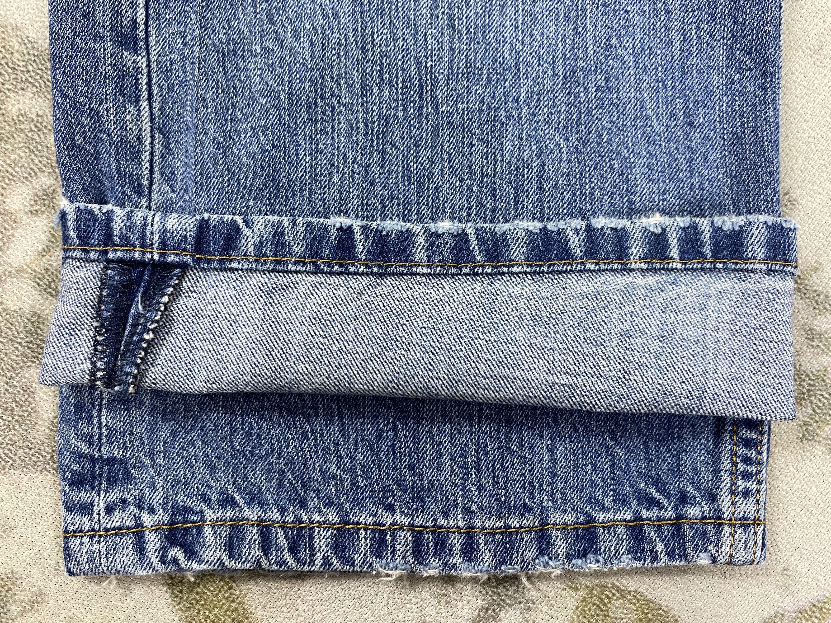Levi's Distressed Blue Vintage Levi's 514 35x32 Denim -SJ133 Size US 35 - 15 Thumbnail