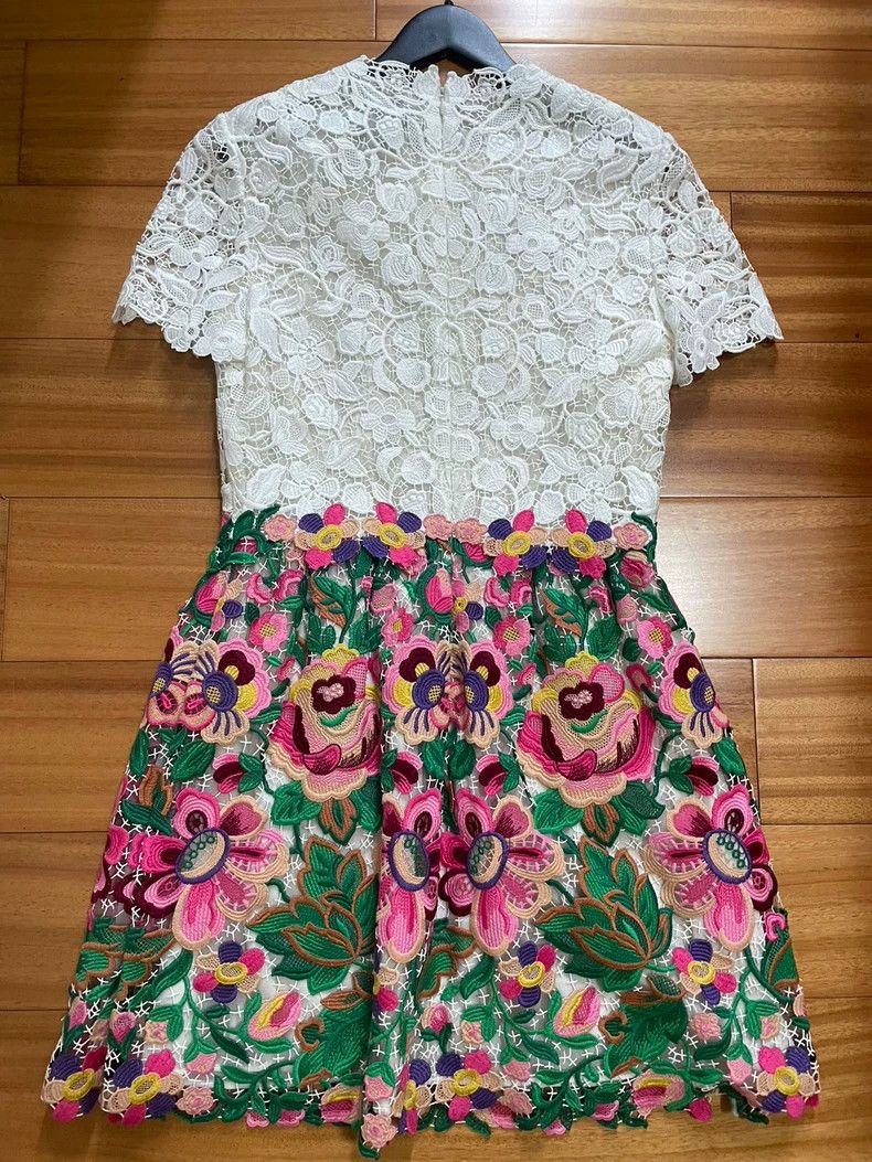 Valentino Valentino Heavy work crochet embroidered lace dress Size M / US 6-8 / IT 42-44 - 3 Thumbnail