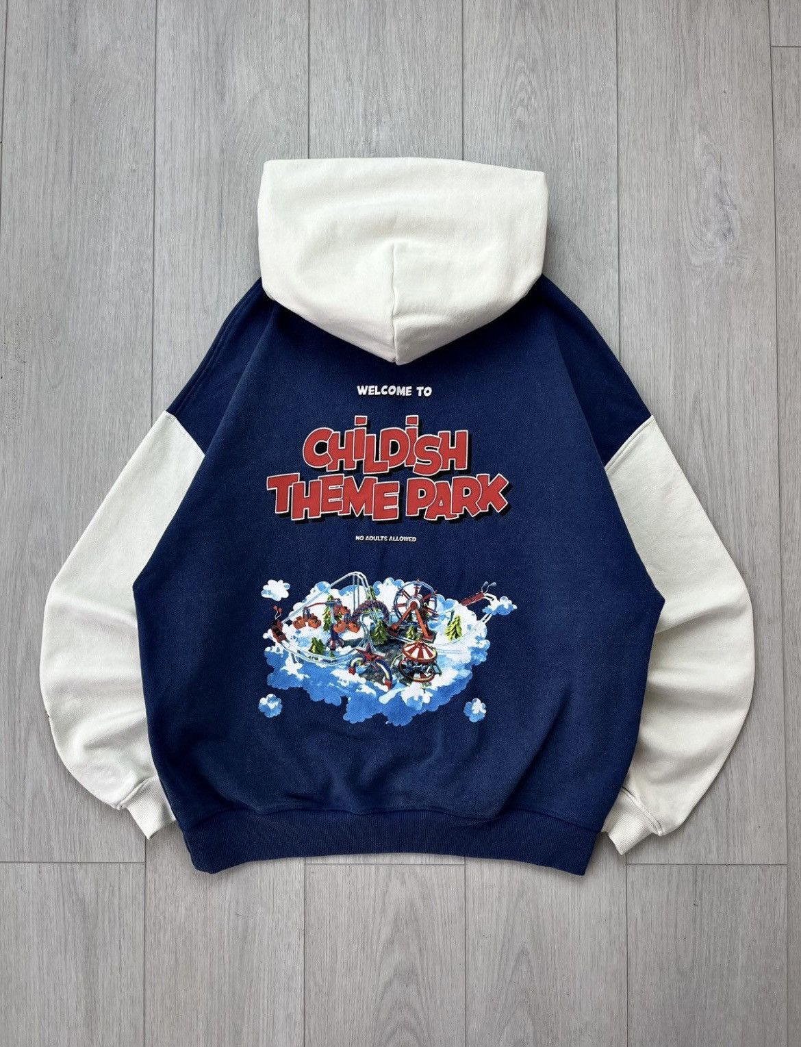 Japanese Brand Childish Boxy Fit TGF Theme Park Hoodie 00s Size US XS / EU 42 / 0 - 1 Thumbnail