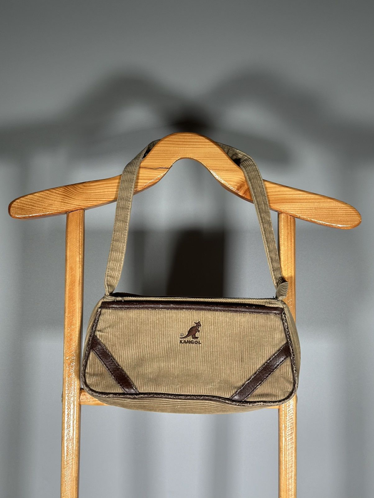 Kangol Kangol corduroy vintage bag🔥 Size ONE SIZE - 2 Thumbnail