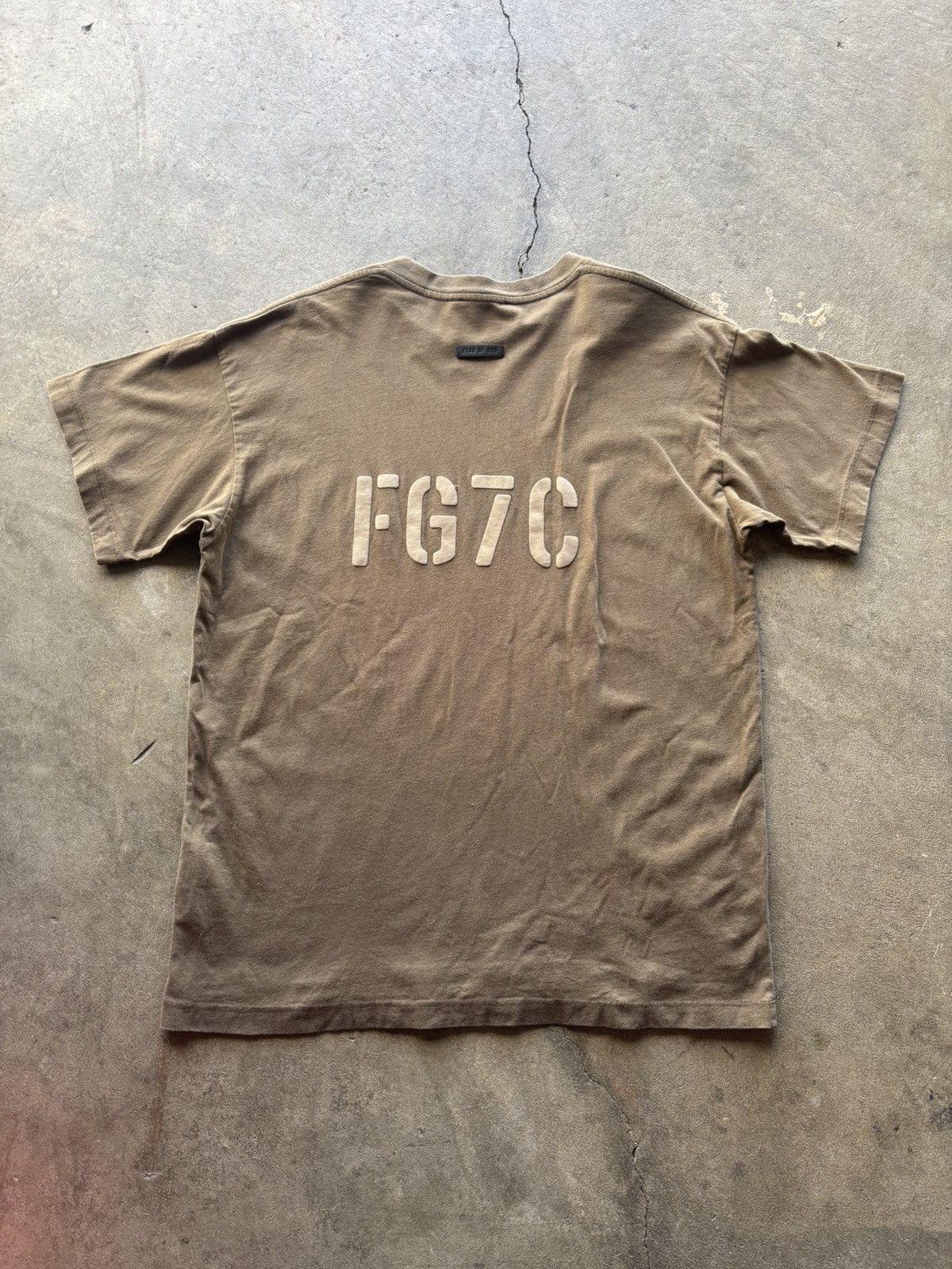 Fear of God Olive Green Fear of God FG37 tee Size US XL / EU 56 / 4 - 2 Thumbnail