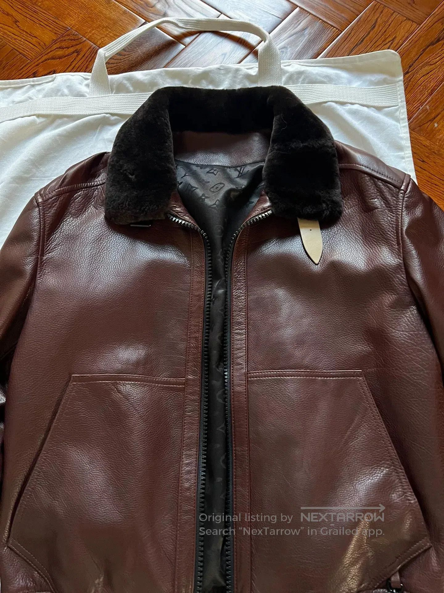 Louis Vuitton Louis Vuitton Leather Jacket with Fur Collar. Size US M / EU 48-50 / 2 - 2 Thumbnail