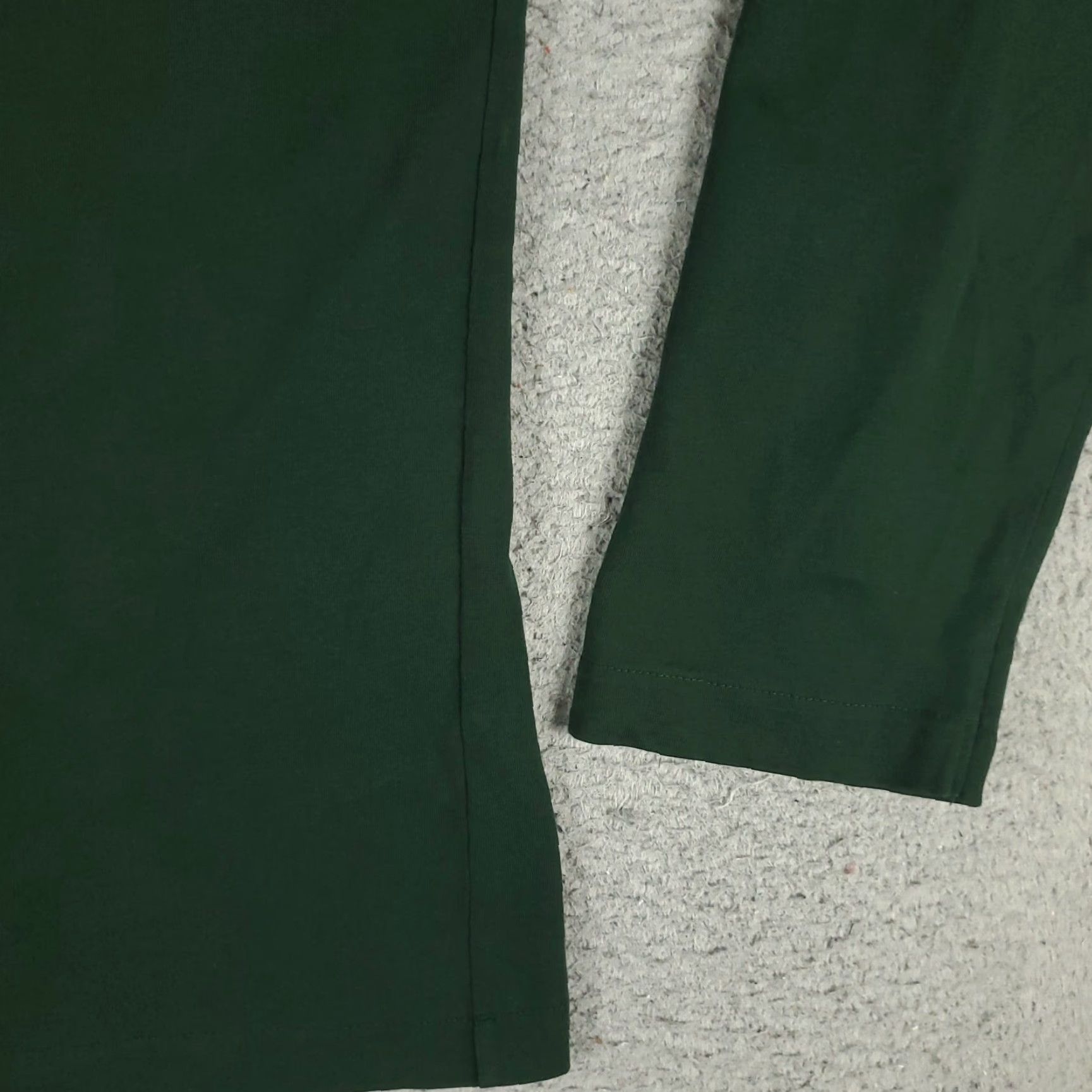 The North Face The North Face T-Shirt Men Size Large Green Logo Crew Neck Long Sleeve Shirt Size US L / EU 52-54 / 3 - 4 Thumbnail