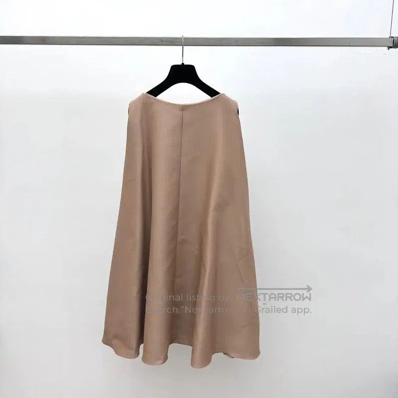 Dior Dior Elegant Midi Dress in Light Beige . Size M / US 6-8 / IT 42-44 - 2 Thumbnail