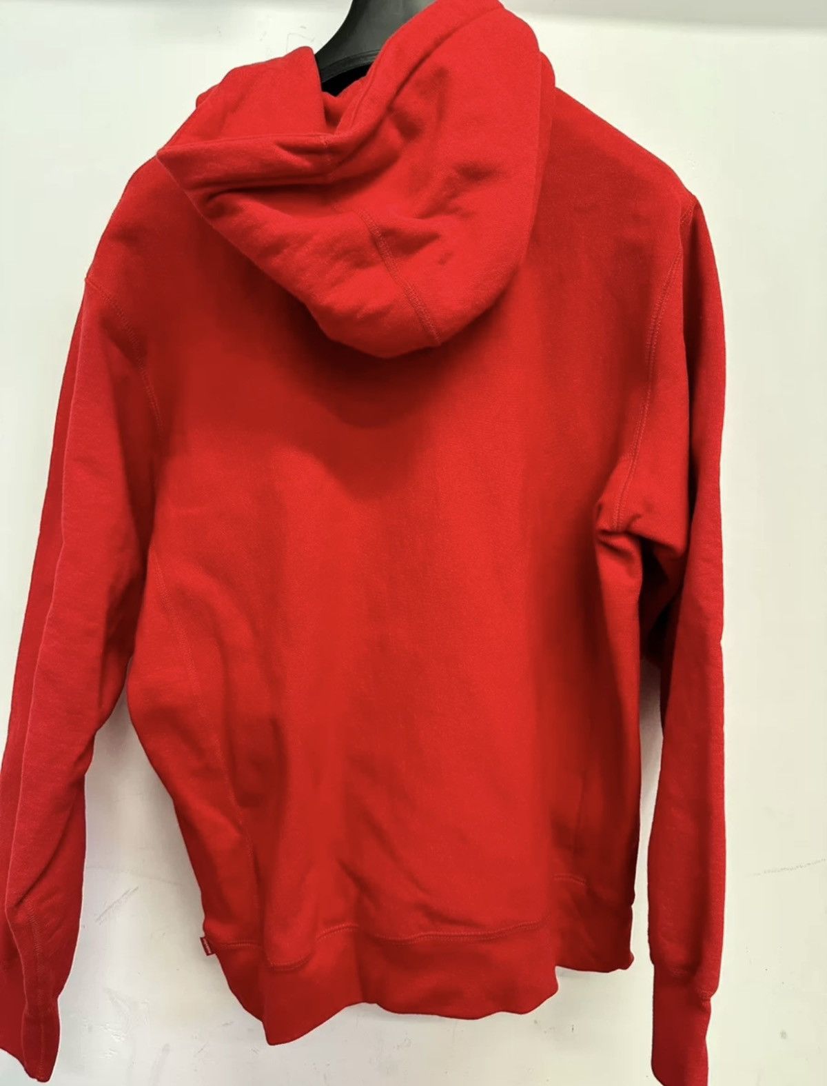 Supreme Supreme fw17 purple on red box logo hood sweatershirt Size US L / EU 52-54 / 3 - 2 Thumbnail