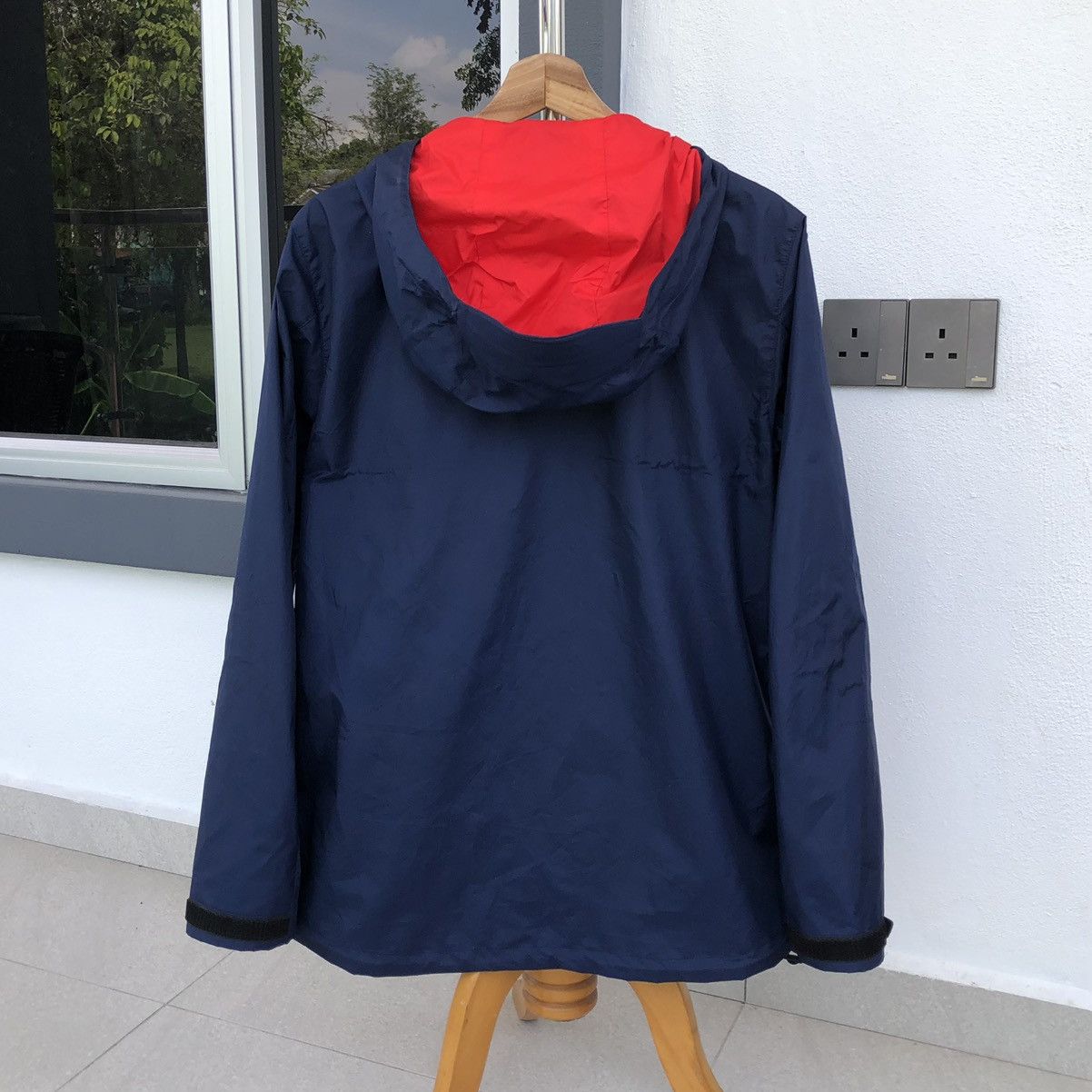 Burberry Burberry Black Label Waterproof Light Jacket With Hoodie Size US M / EU 48-50 / 2 - 13 Thumbnail