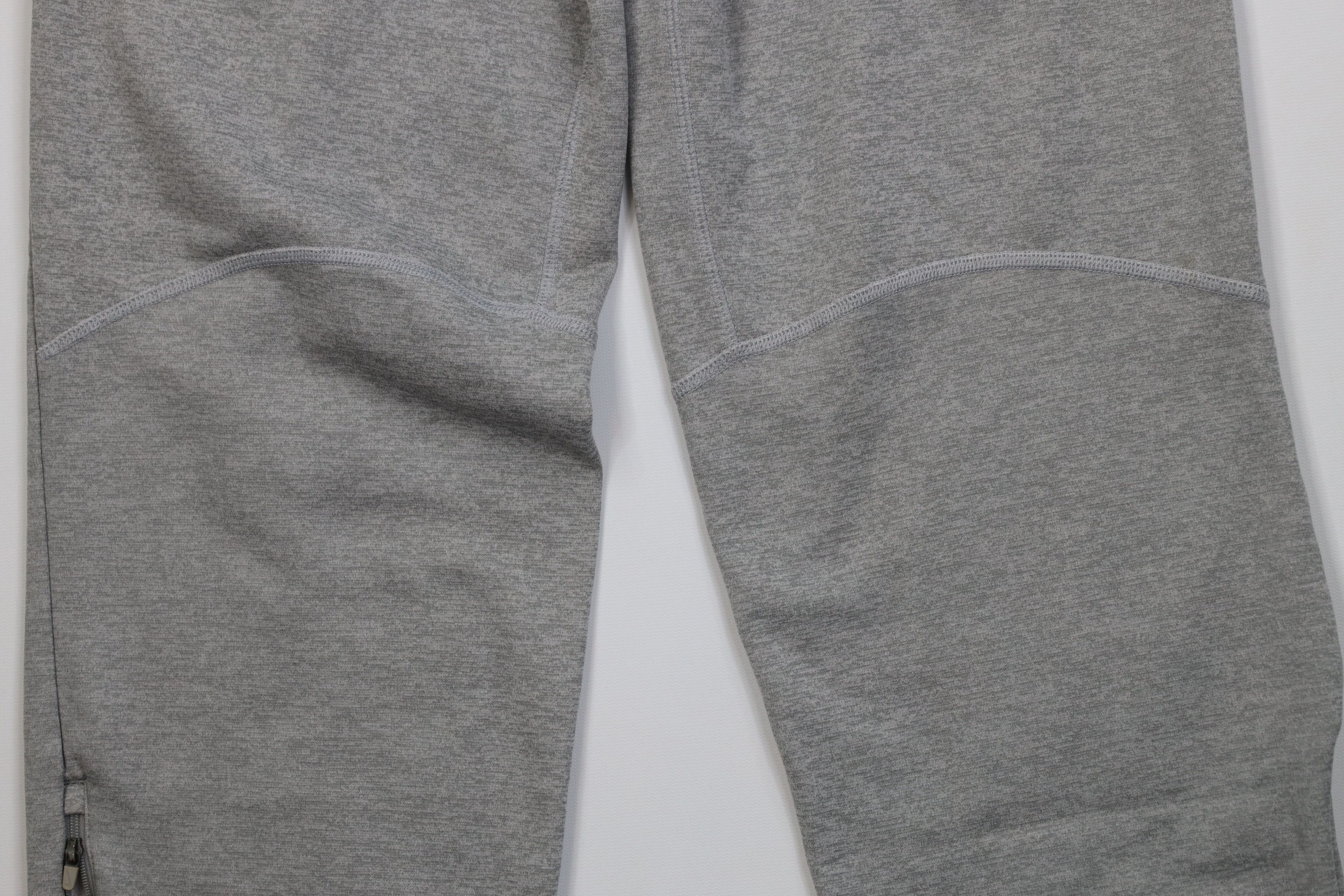 Nike Y2K Nike Therma Fit Mini Swoosh Wide Leg Sweatpants Gray Size US 32 / EU 48 - 12 Thumbnail