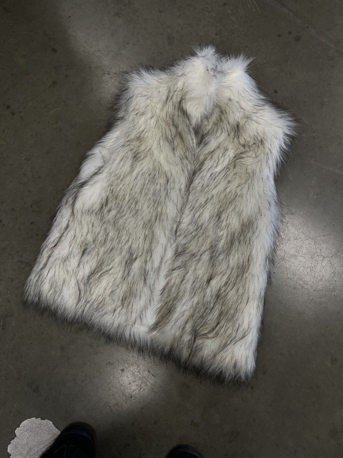 Designer × Vintage vintage white and grey fur vest Size M / US 6-8 / IT 42-44 - 4 Thumbnail