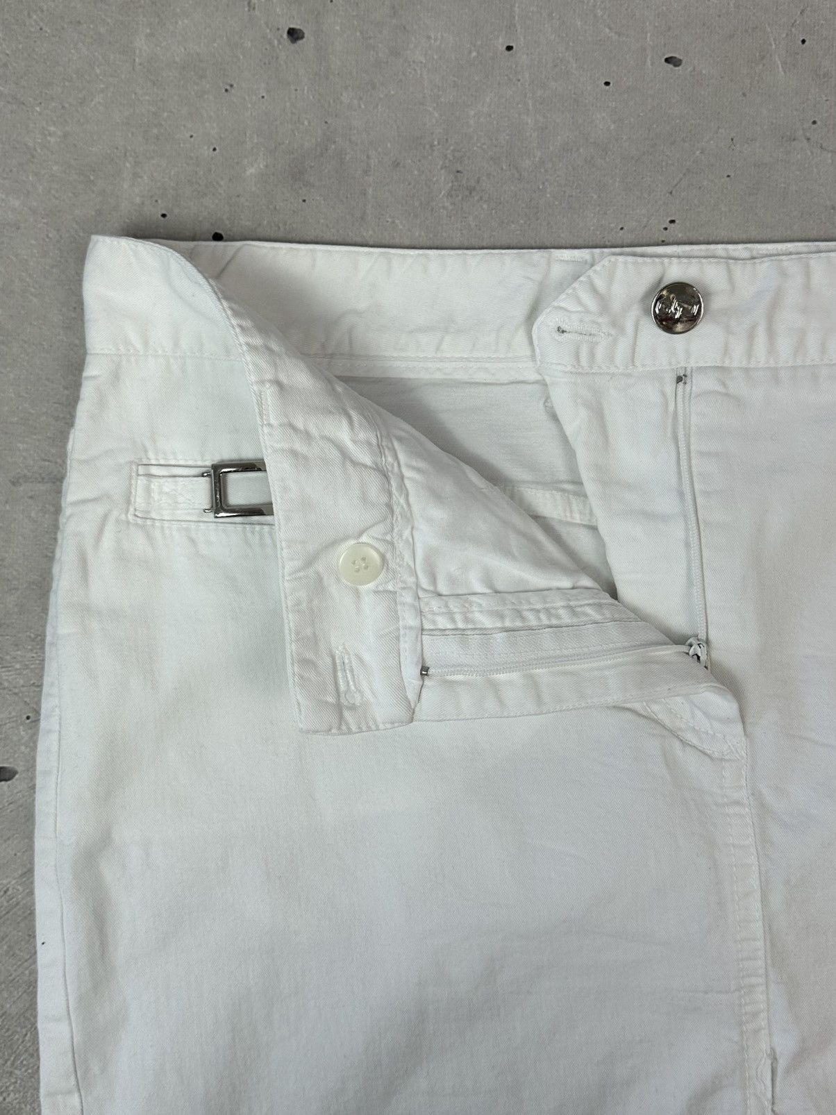 Dolce & Gabbana Vintage Dolce & Gabbana White Cotton Metal Logo Midi Skirt Size 32" / US 10 / IT 46 - 7 Thumbnail