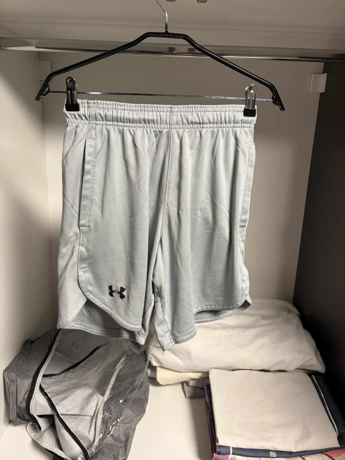 Under Armour UNDER ARMOUR SHORTS Size US 33 - 1 Thumbnail