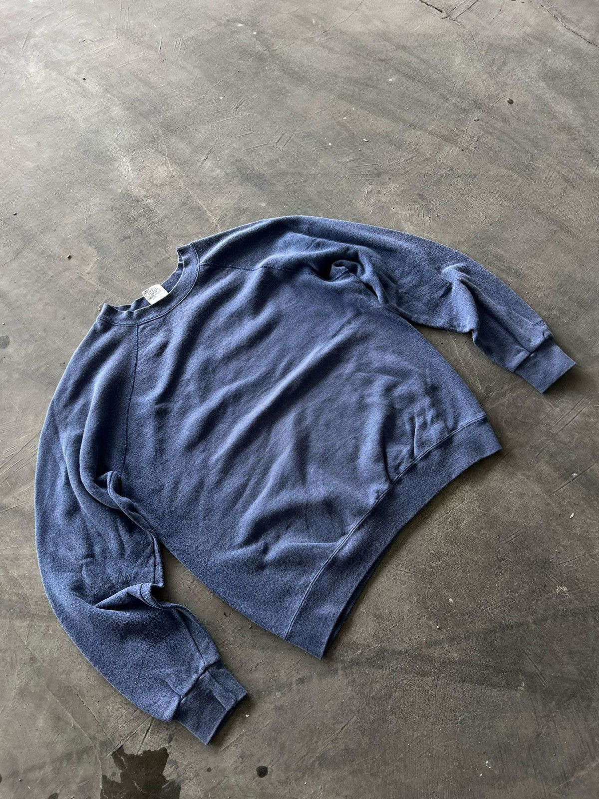 Avirex × Vintage Vintage Avirex Crewneck Size US M / EU 48-50 / 2 - 3 Thumbnail