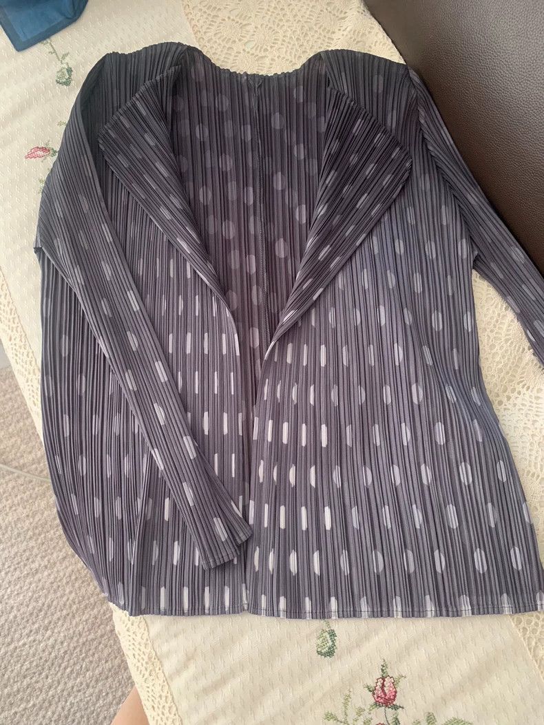 Issey Miyake issey miyake size:3 Grayish-green pleated cardigan Size XS / US 0-2 / IT 36-38 - 1 Thumbnail