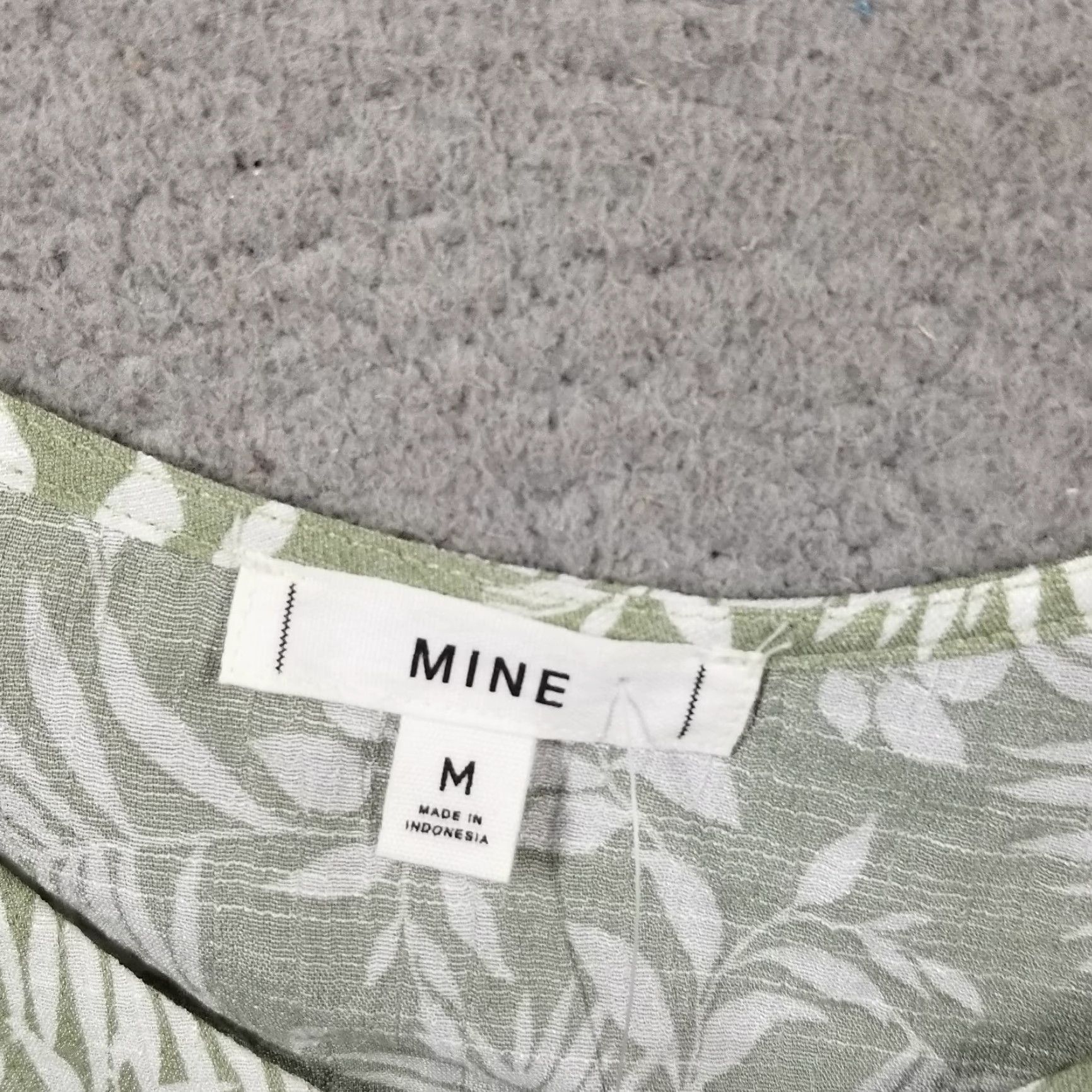 Anthropologie VINTAGE Anthropologie MINE Women's Tank Top Sleeveless Spaghetti Strap Floral Green Medium Size M / US 6-8 / IT 42-44 - 2 Thumbnail