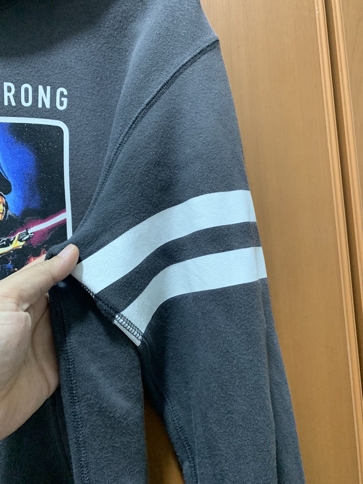 Uniqlo Uniclo Star Wars Sun Faded Hoodie Size US M / EU 48-50 / 2 - 5 Thumbnail