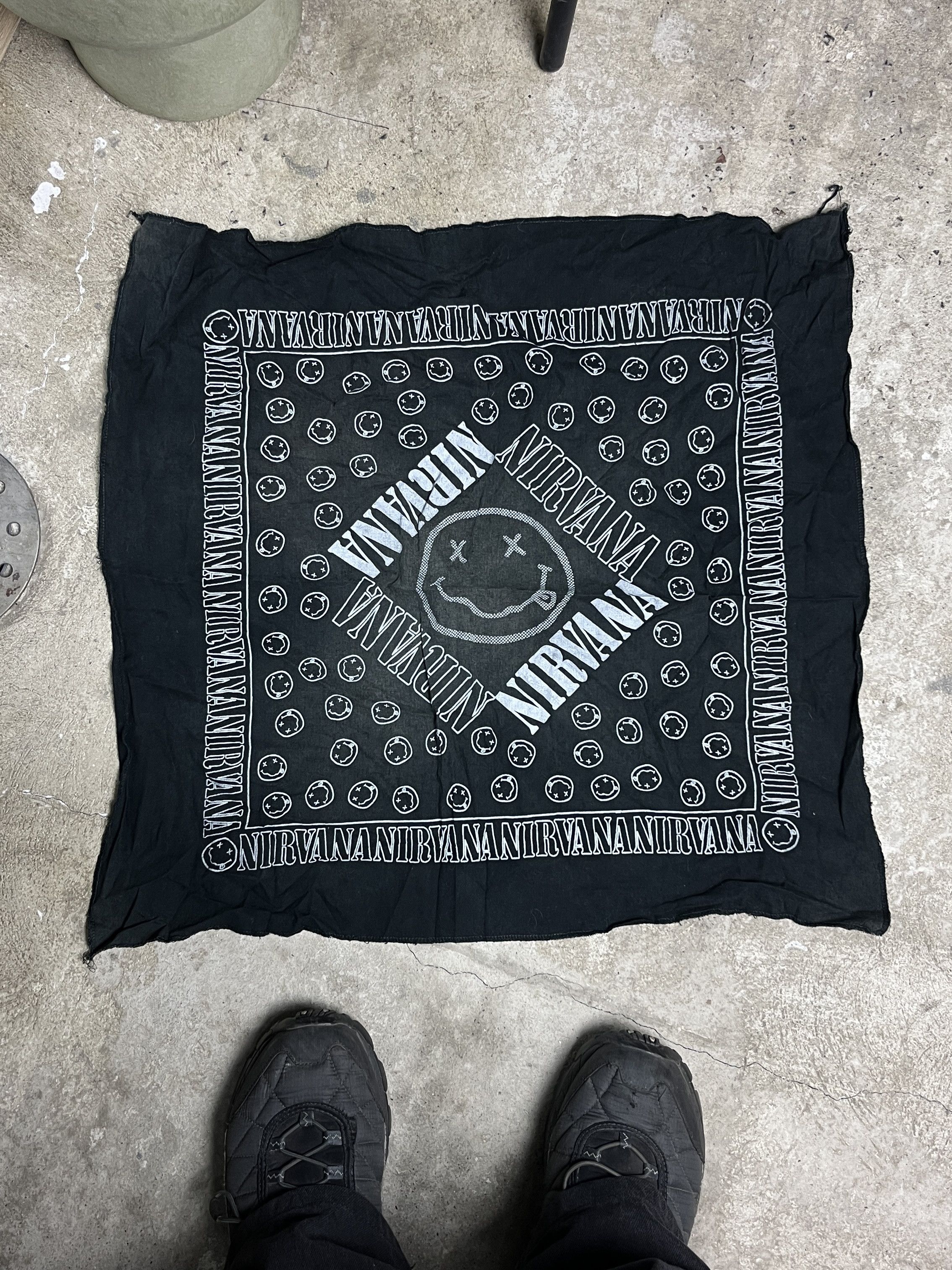 Other 1990s NIRVANA SMILEY FACE BANDANA - № 4524 Size ONE SIZE - 2 Thumbnail