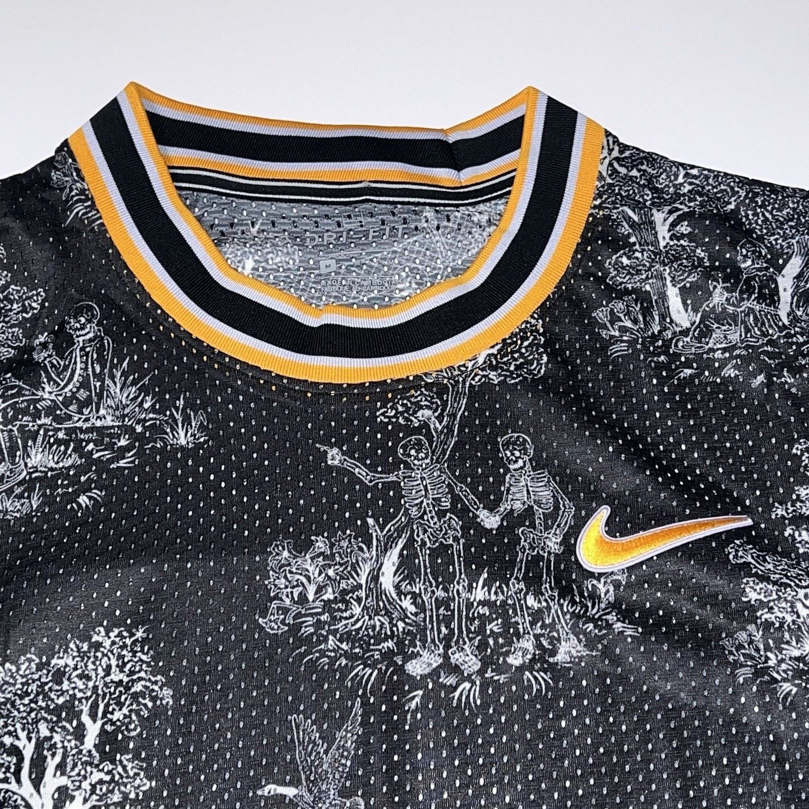 Nike Nike Medium Tennis Skeletons Agassi Garros AO0291 Size US M / EU 48-50 / 2 - 3 Thumbnail