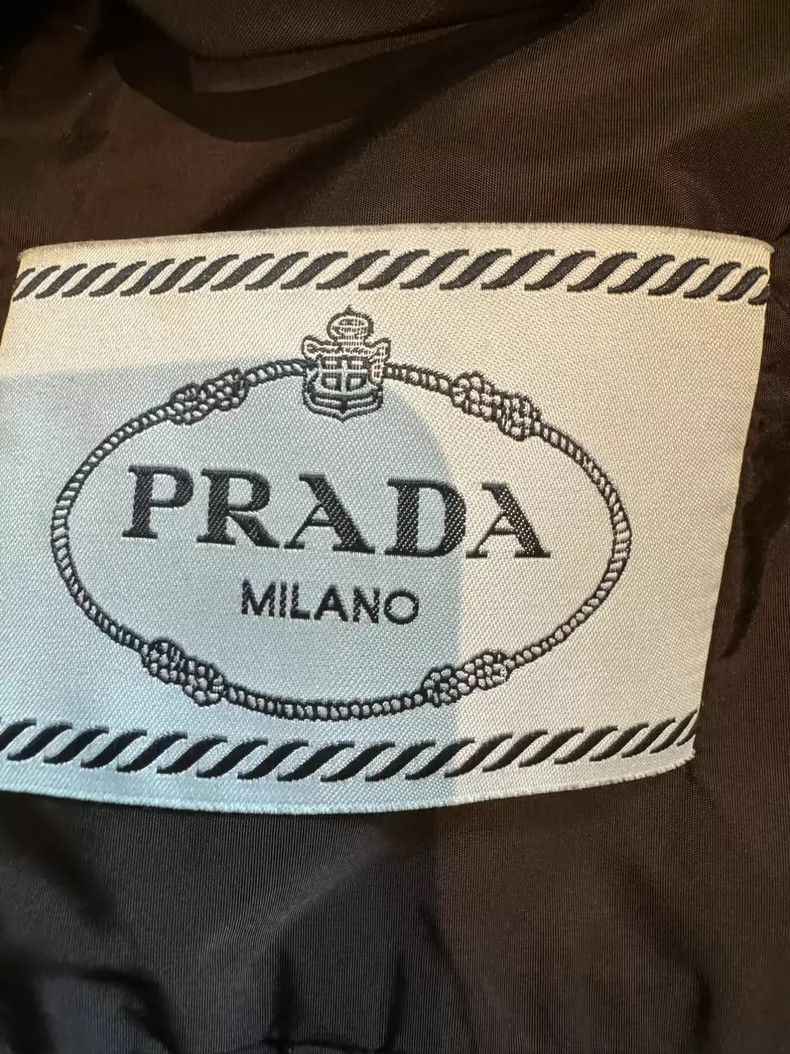 Prada Prada Black triangle jacket 2501-Nextarrow Size US XS / EU 42 / 0 - 4 Thumbnail