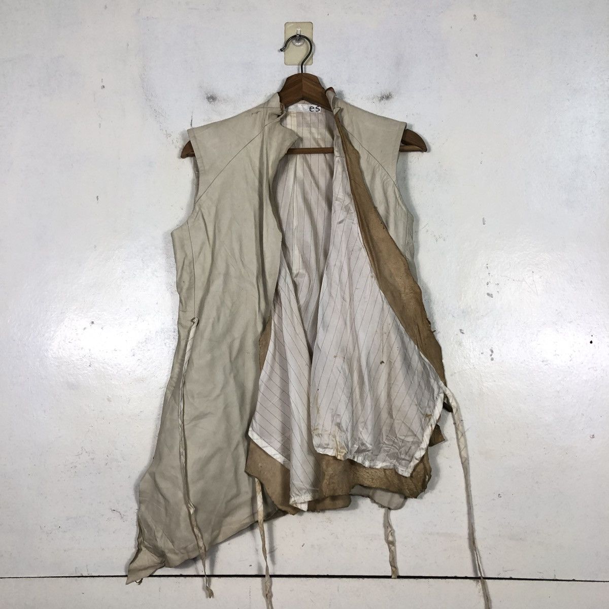 Japanese Brand Distressed Punk Vest Leather Biker Es Sadaharu Hoshino Size US M / EU 48-50 / 2 - 14 Thumbnail