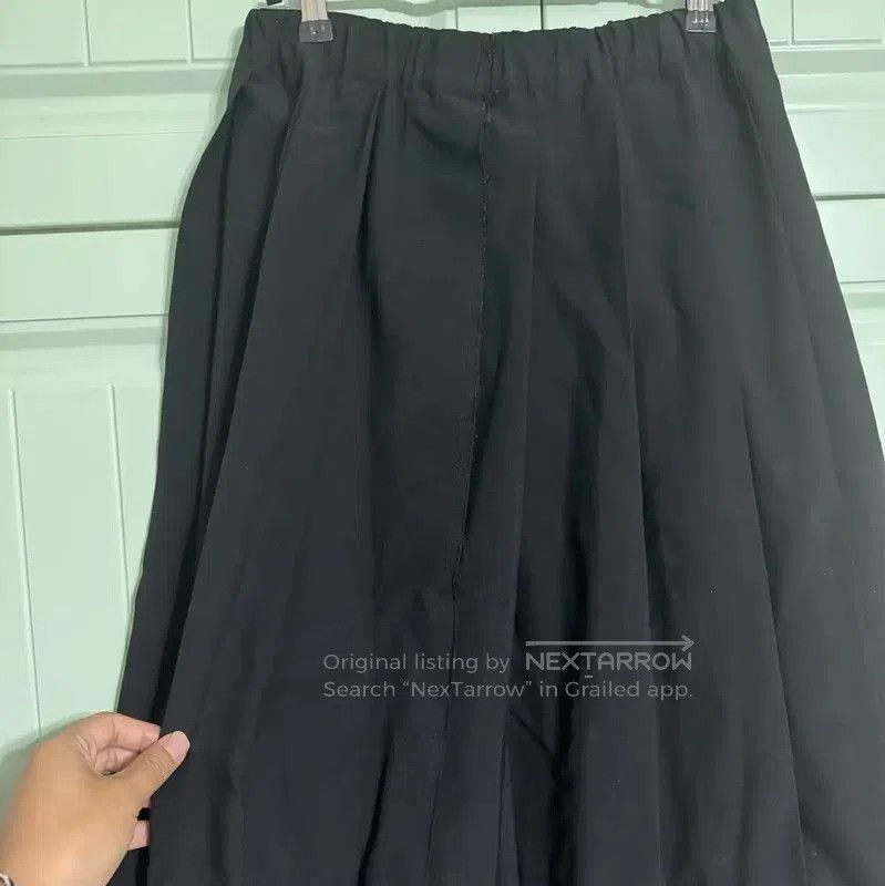 Comme des Garcons COMME des GARÇONS Black Wool Midi Skirt . Size 22" - 8 Thumbnail