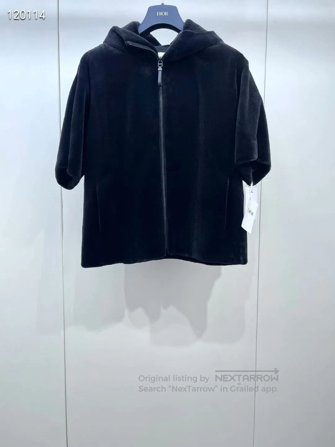 Dior Dior Mink Fur Short. Size S / US 4 / IT 40 - 1 Thumbnail
