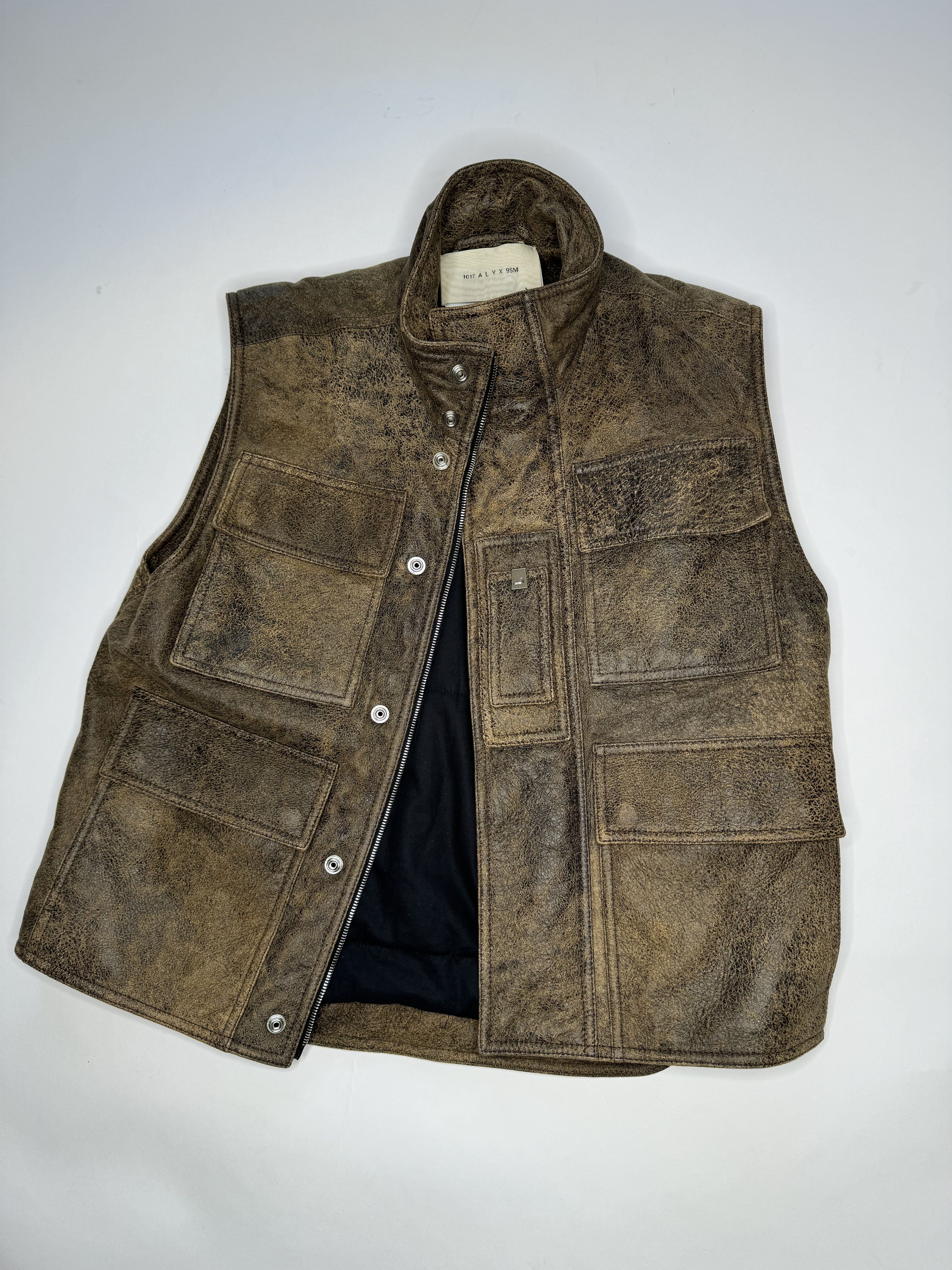 1017 ALYX 9SM Alyx Treated Tan Leather Cargo Vest Size US L / EU 52-54 / 3 - 7 Thumbnail