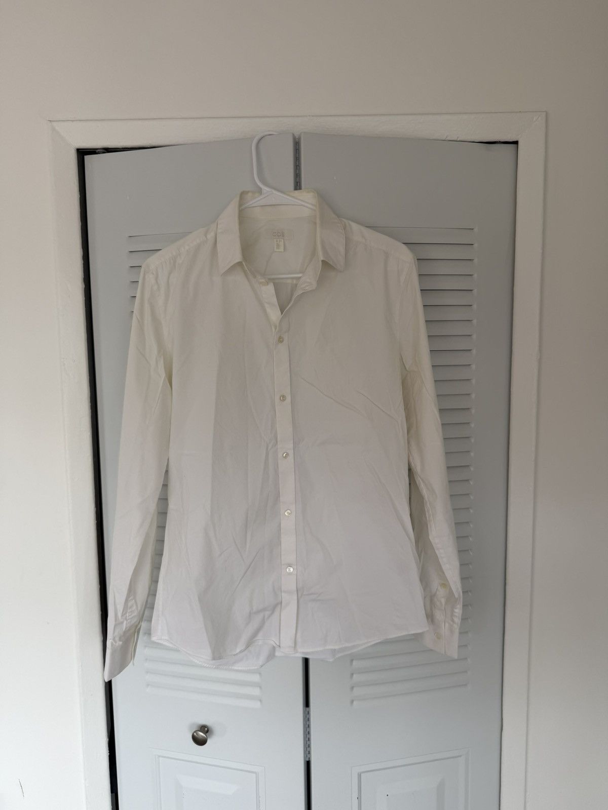 Cos COS White Slim Fit Button Up Shirt Size US M / EU 48-50 / 2 - 3 Thumbnail