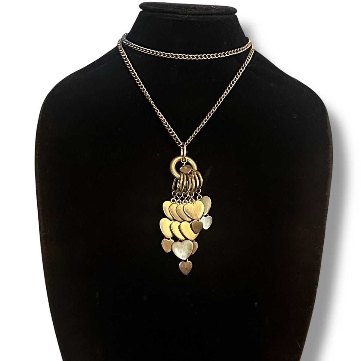 Other Long gold tone tiered hearts tassel necklace Size ONE SIZE - 1 Thumbnail