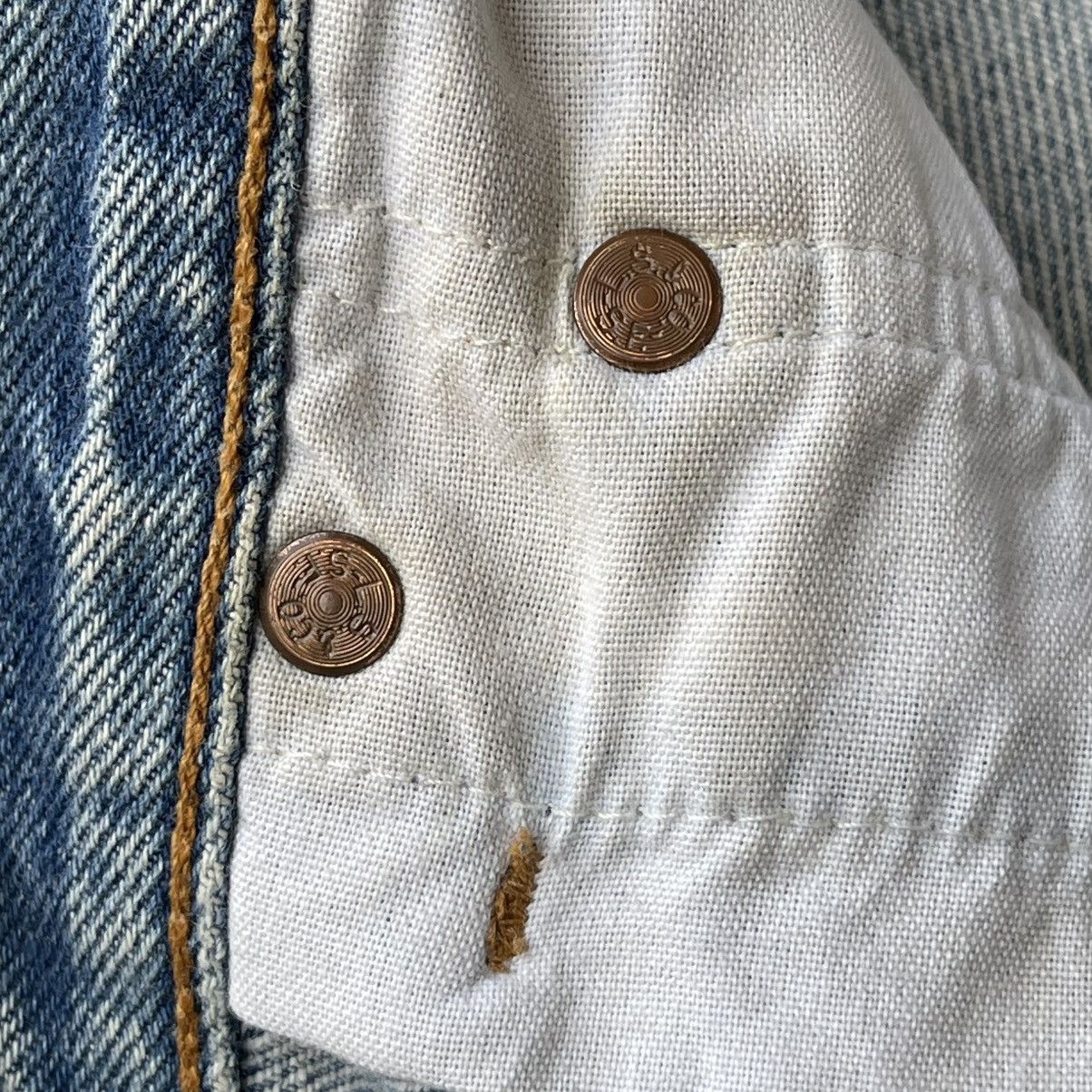 Levi's Vintage 90s Levi's 501xx Denim Jeans Thrashed Distressed Size US 33 - 18 Thumbnail