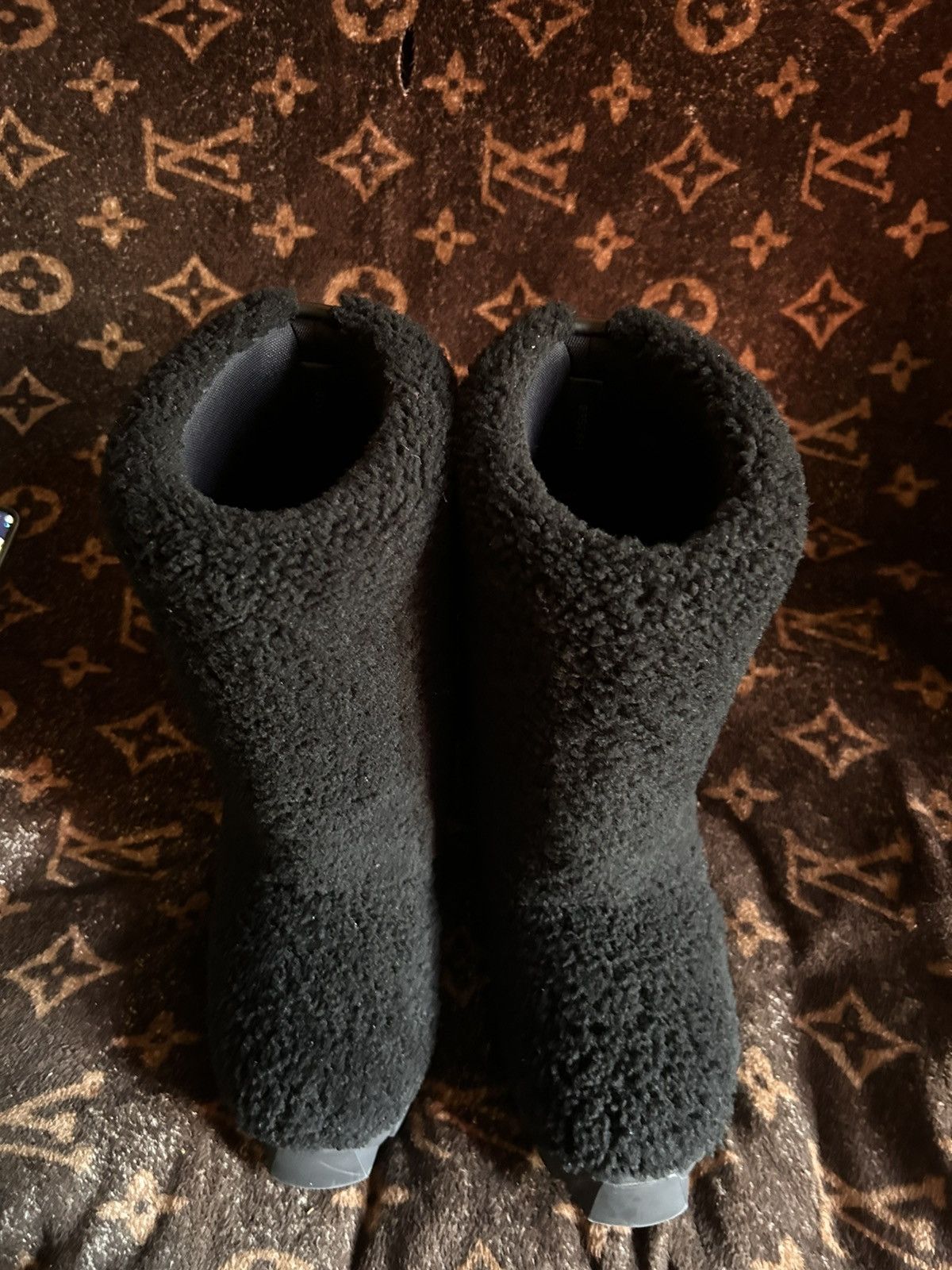 Rick Owens Rick Owens Black Shearling Lunar Tractor Boots Size US 10 / EU 43 - 1 Thumbnail