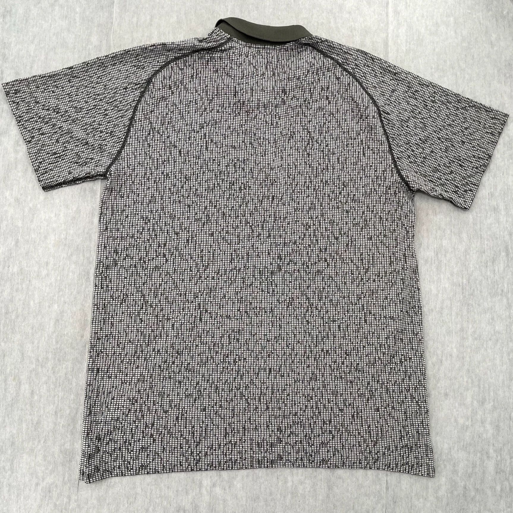 Lululemon VINTAGE Lululemon Polo Shirt Adults 2XL Gray Short Sleeve Activewear Gym Sports Size US XXL / EU 58 / 5 - 2 Thumbnail
