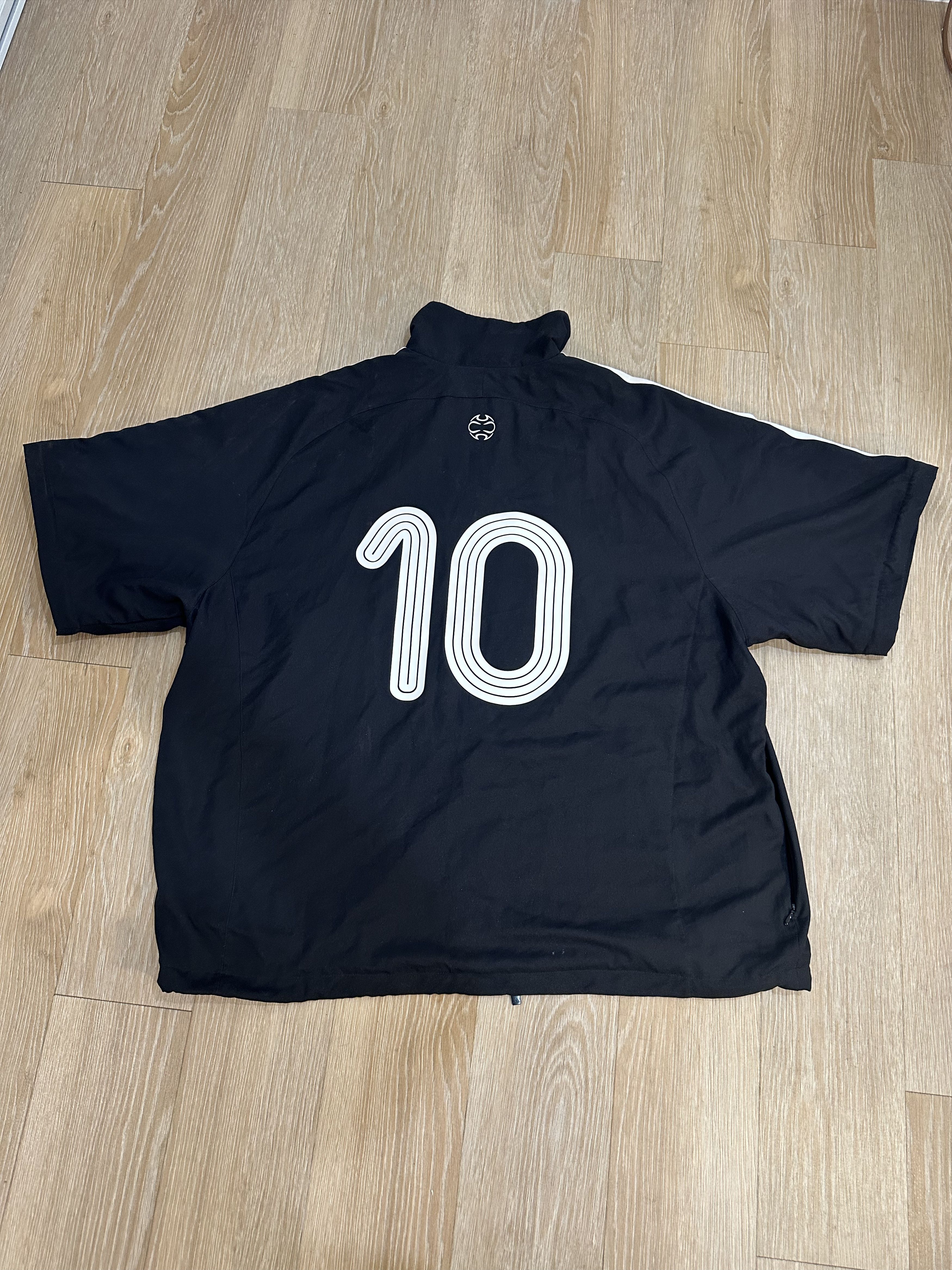 Adidas Adidas Teamgeist 2006 World Cup Short Sleeve Zip Jacket #10 Size US L / EU 52-54 / 3 - 2 Thumbnail