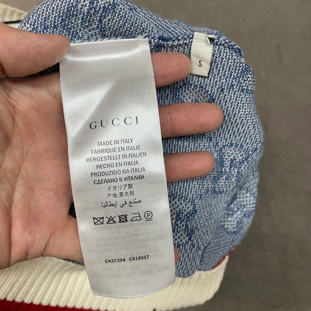 Gucci Gucci Blue full-print gold button cardigan sweater 2501-Nex Size US S / EU 44-46 / 1 - 6 Thumbnail