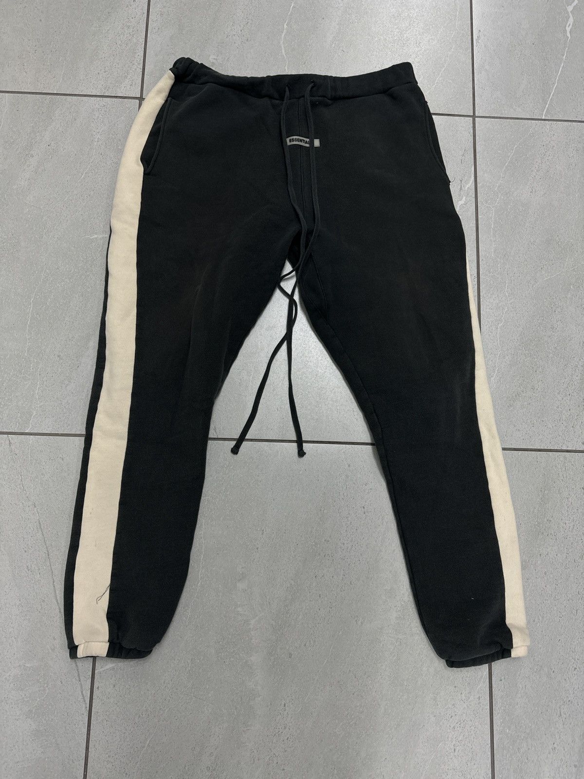 image of Essentials Sweats Grey, Men's (Size 32)