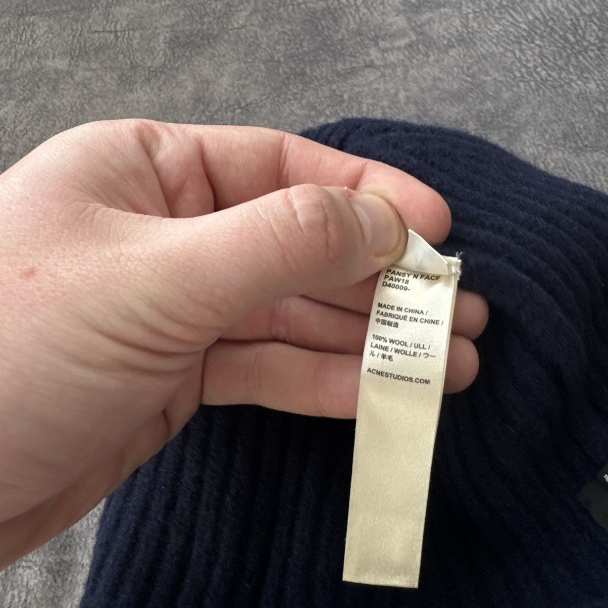 Acne Studios ACNE STUDIOS PANSY N FACE LOGO PAW 18 WINTER WOOL BEANIE HAT Size ONE SIZE - 6 Thumbnail